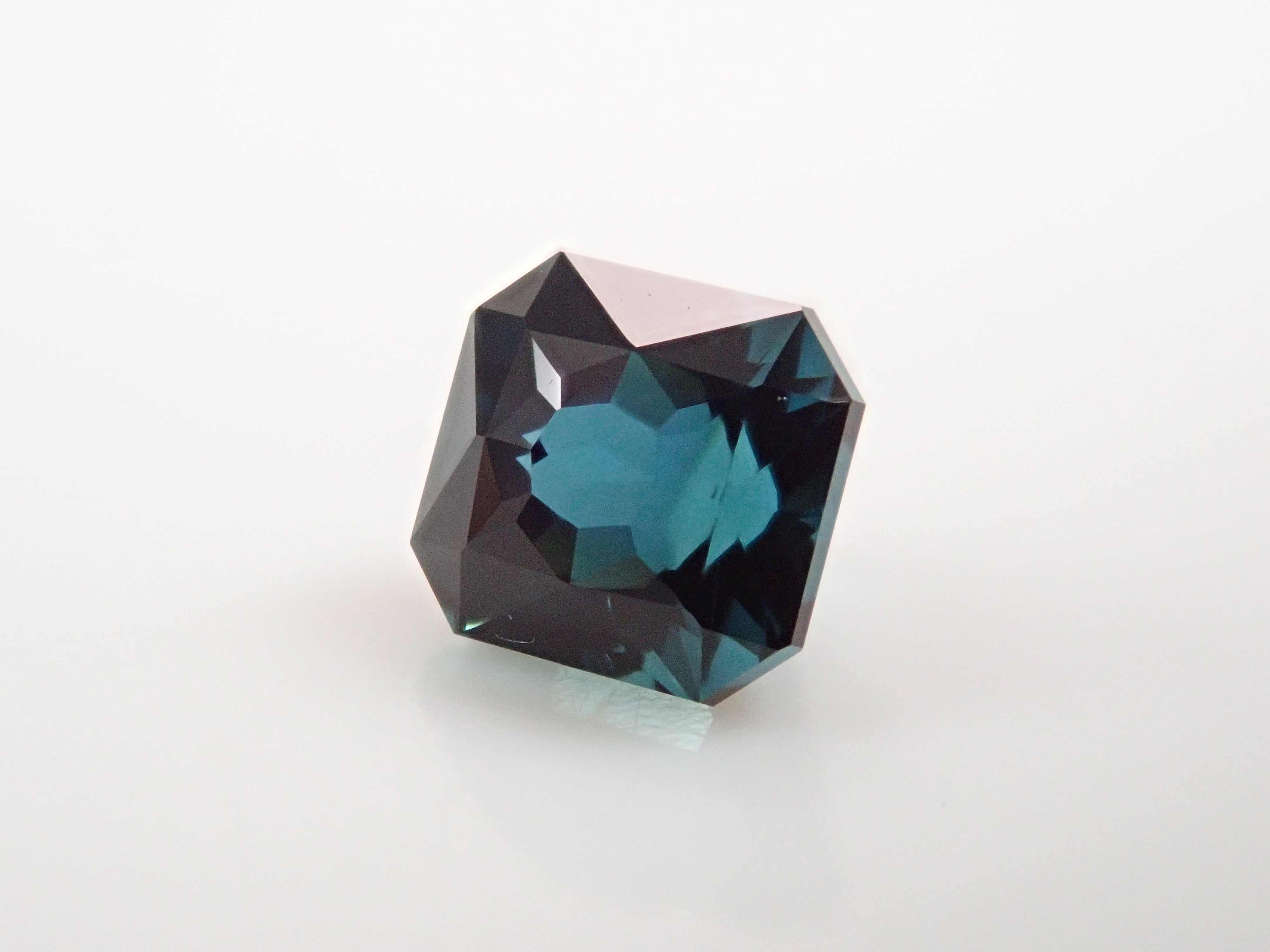 ブラジル産グリーントルマリン 0.456ctルース