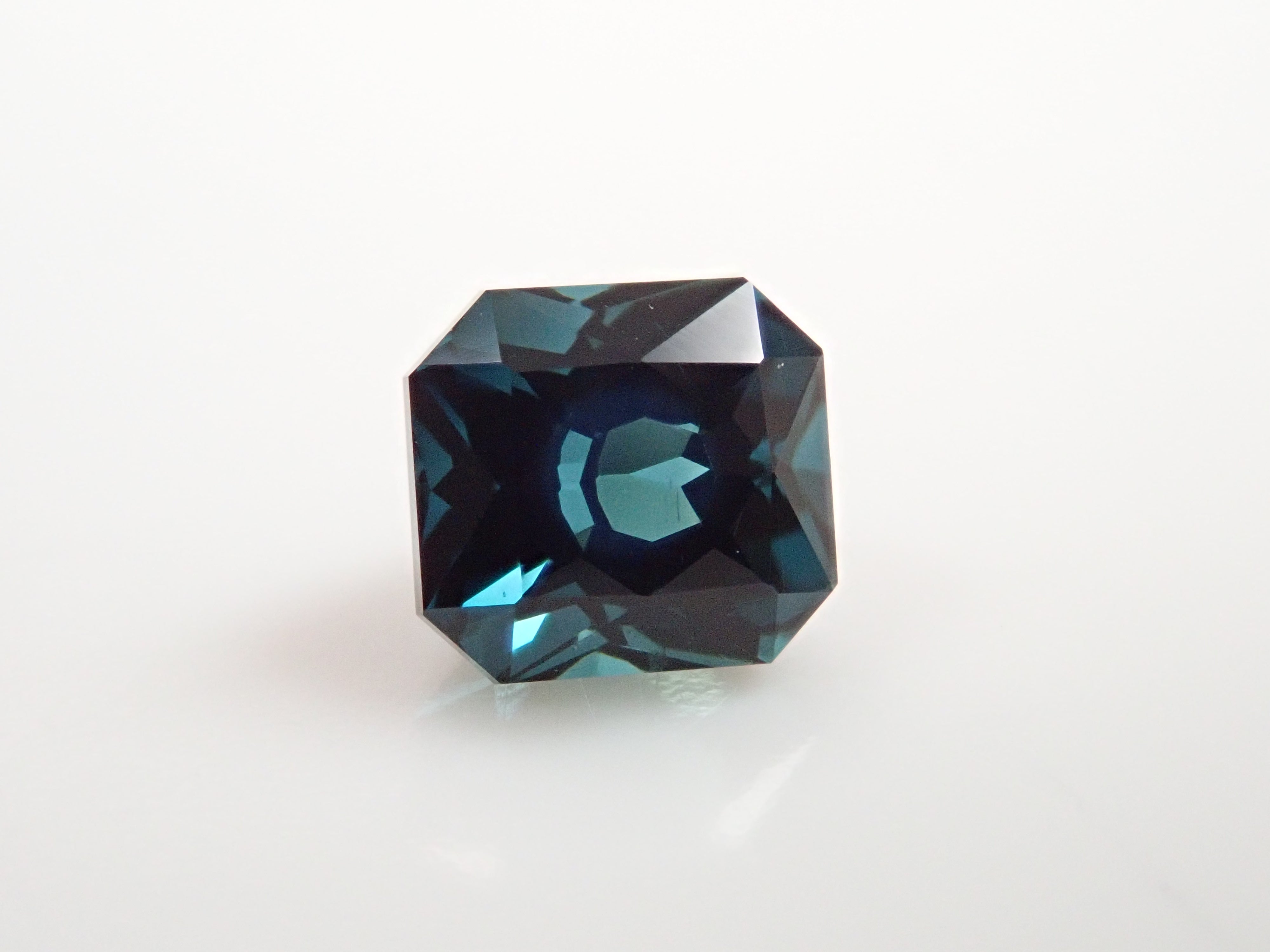 ブラジル産グリーントルマリン 0.456ctルース