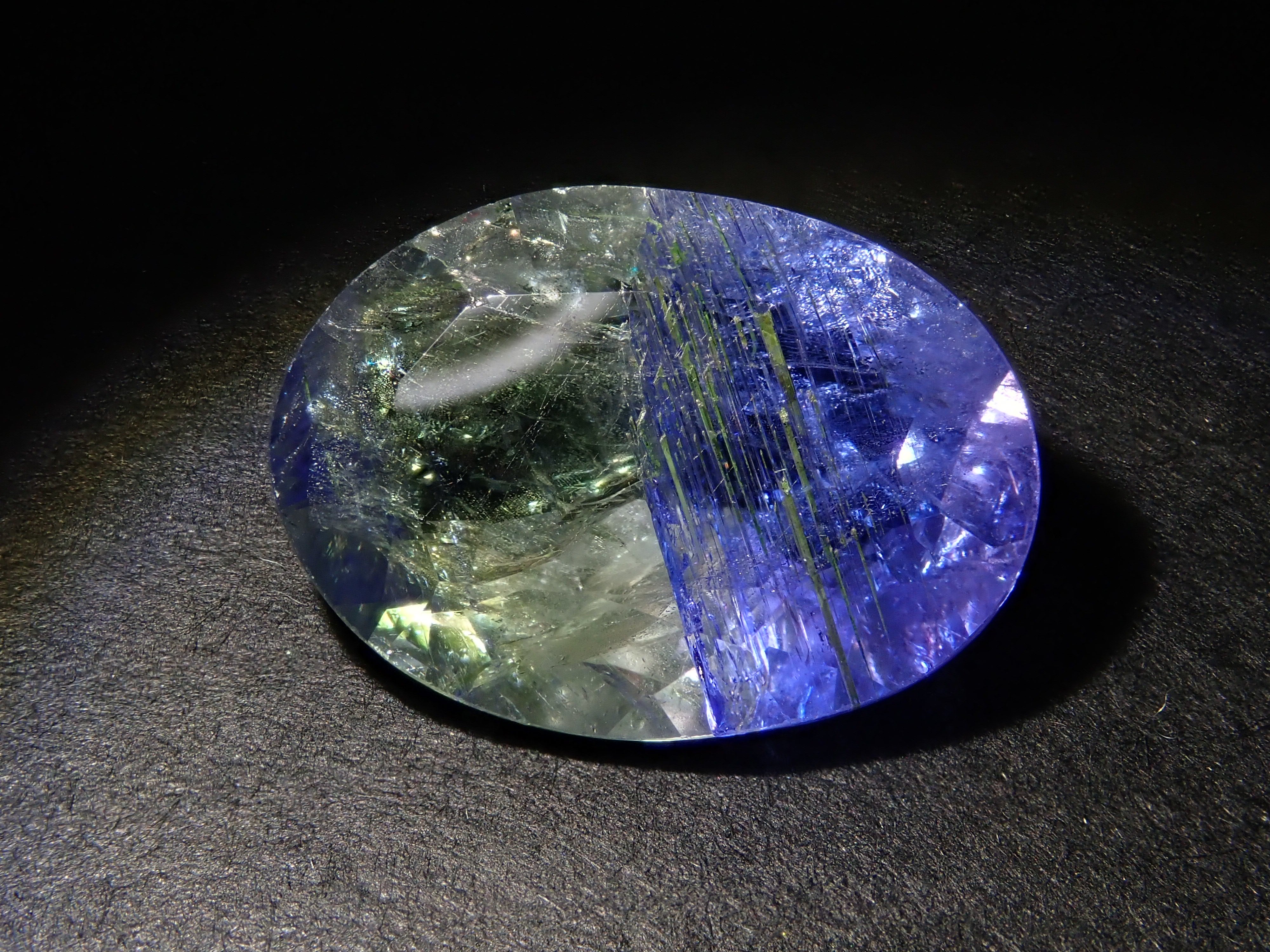 バイカラータンザナイト 6.351ctルース