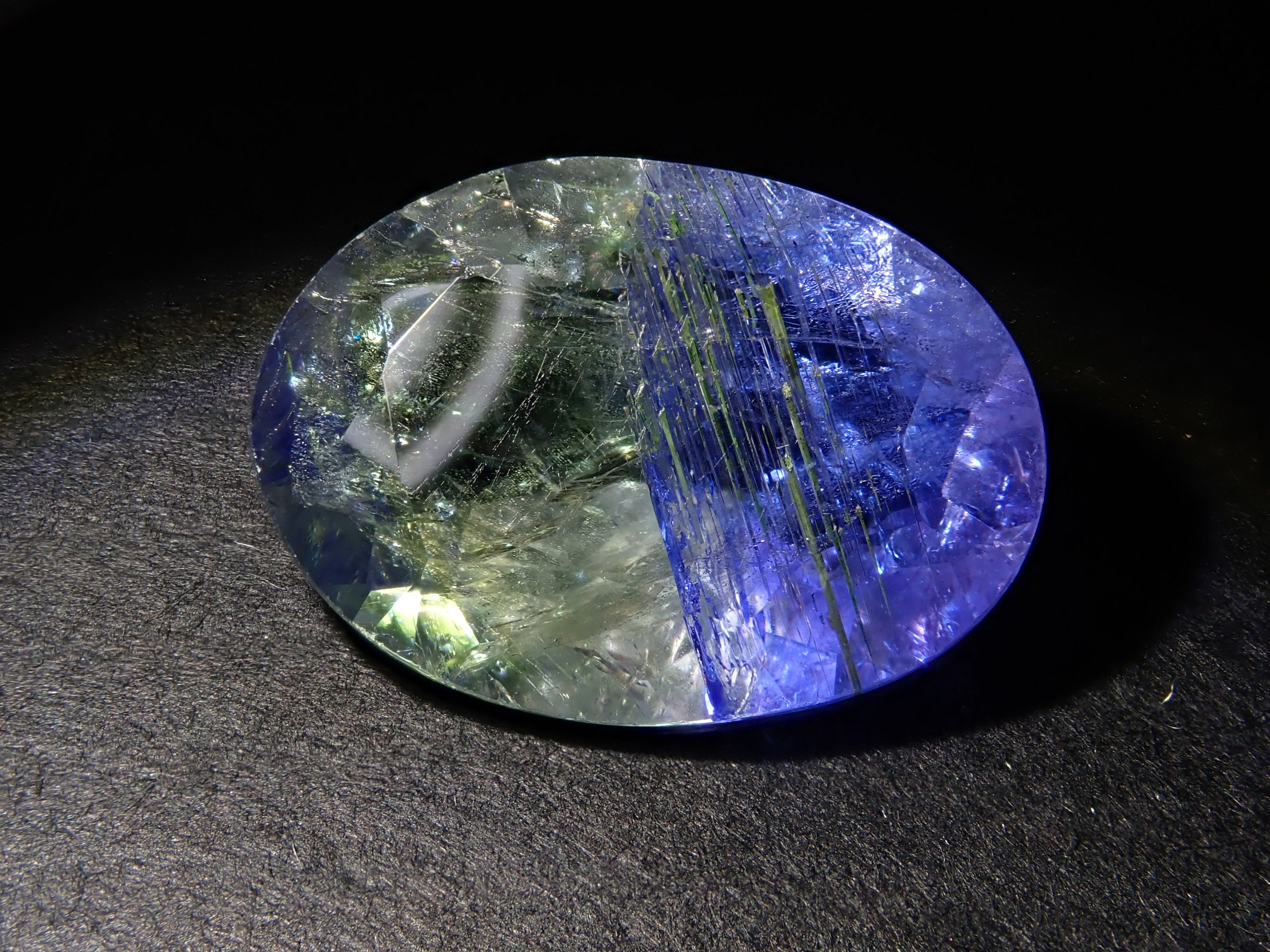 バイカラータンザナイト 6.351ctルース