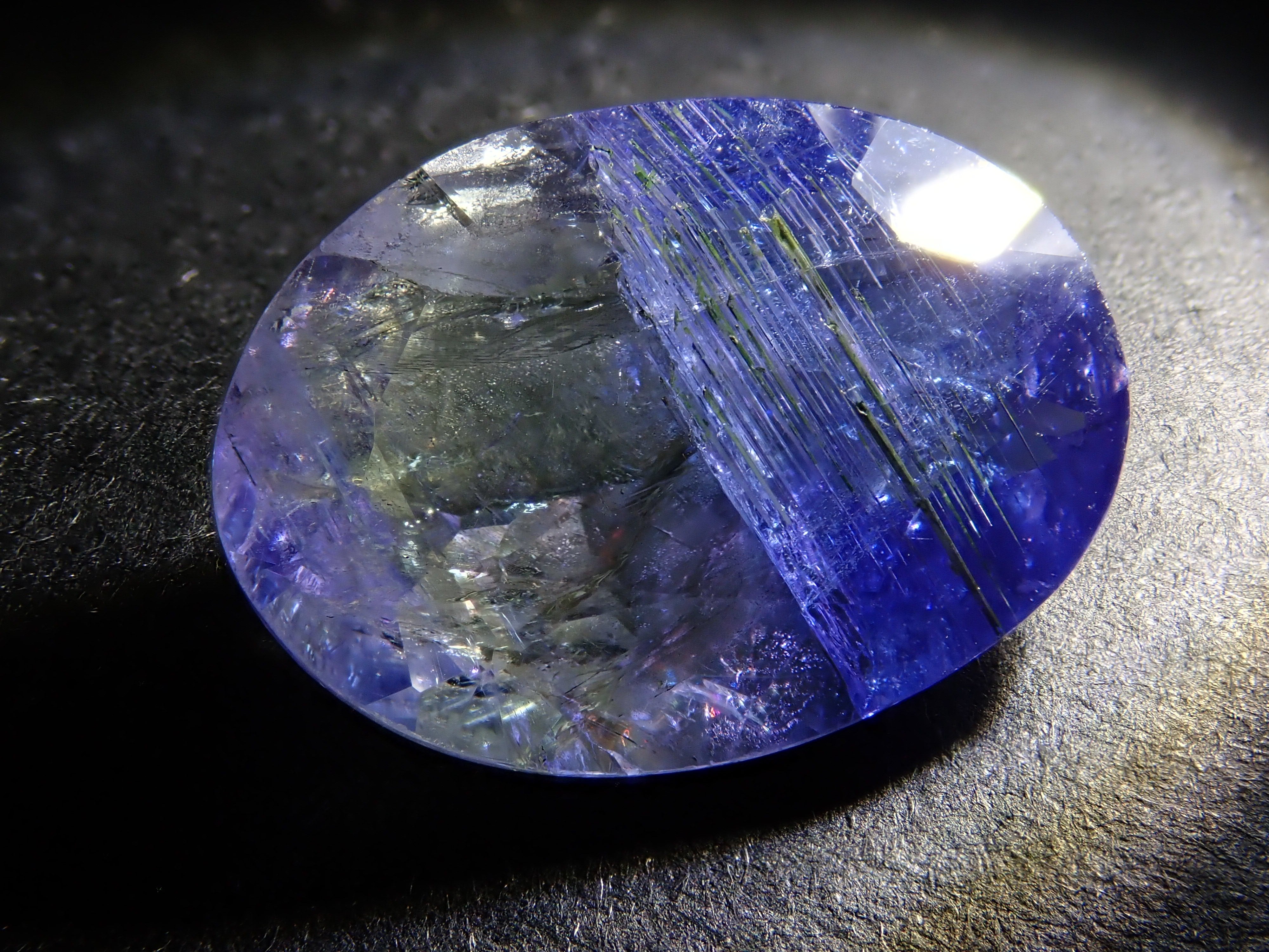 バイカラータンザナイト 6.351ctルース