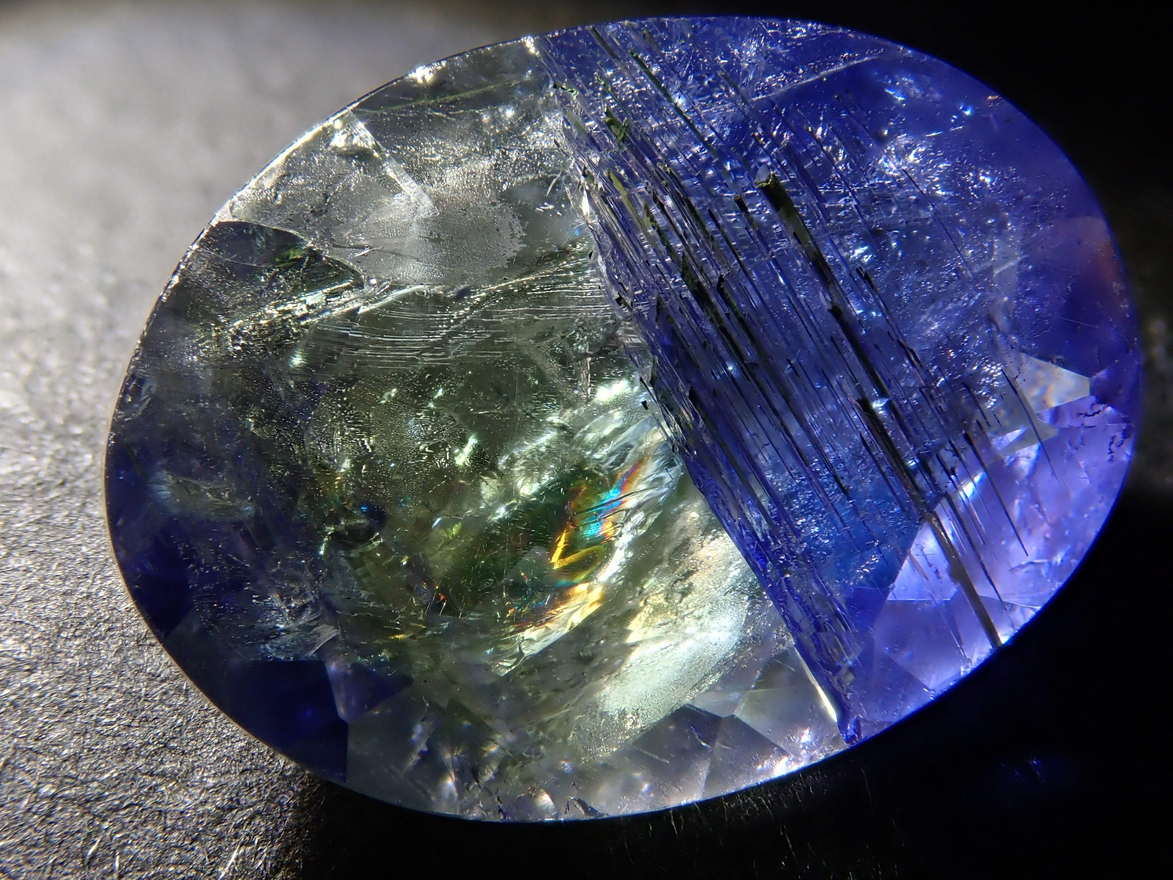 バイカラータンザナイト 6.351ctルース