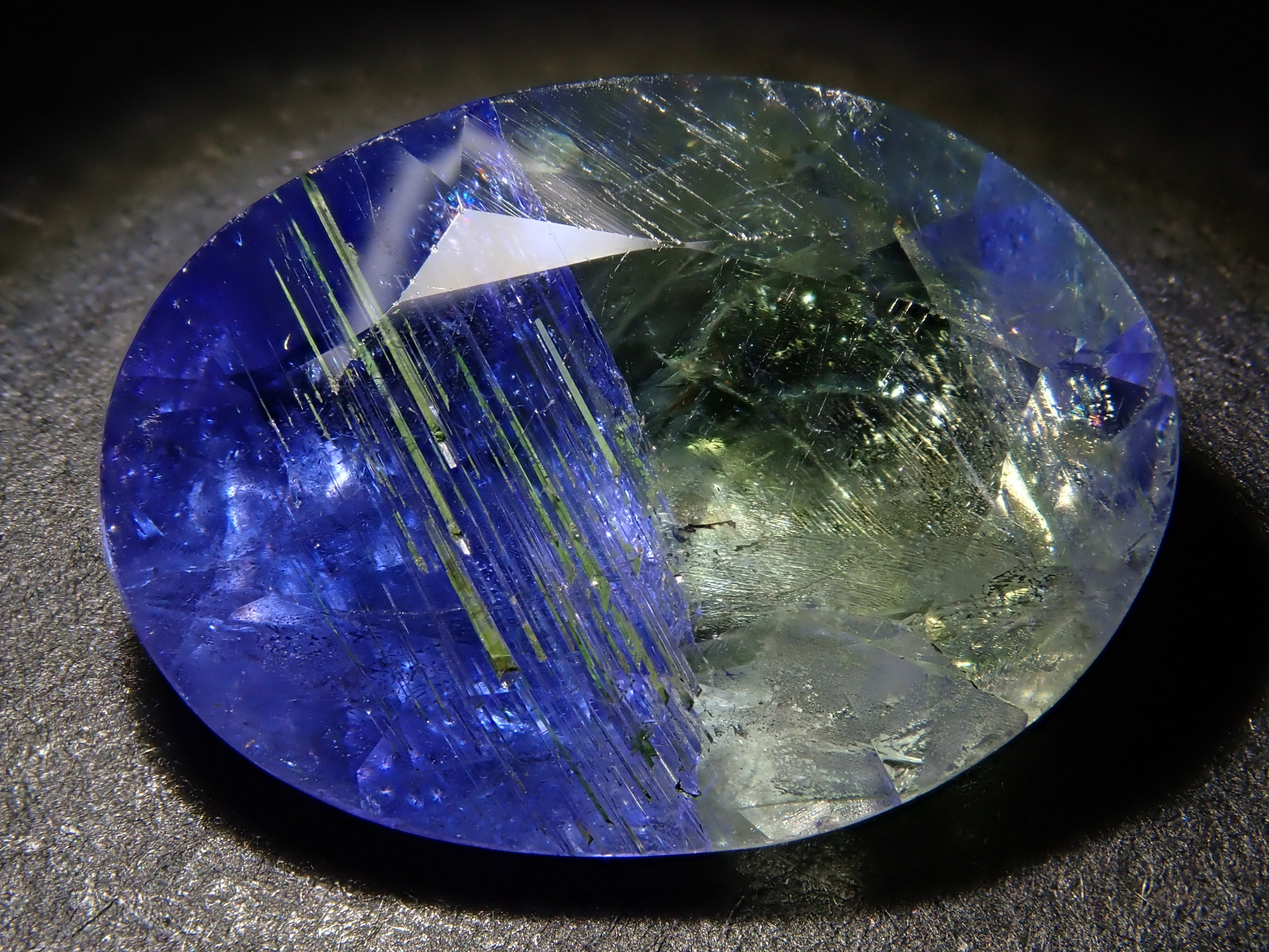 バイカラータンザナイト 6.351ctルース