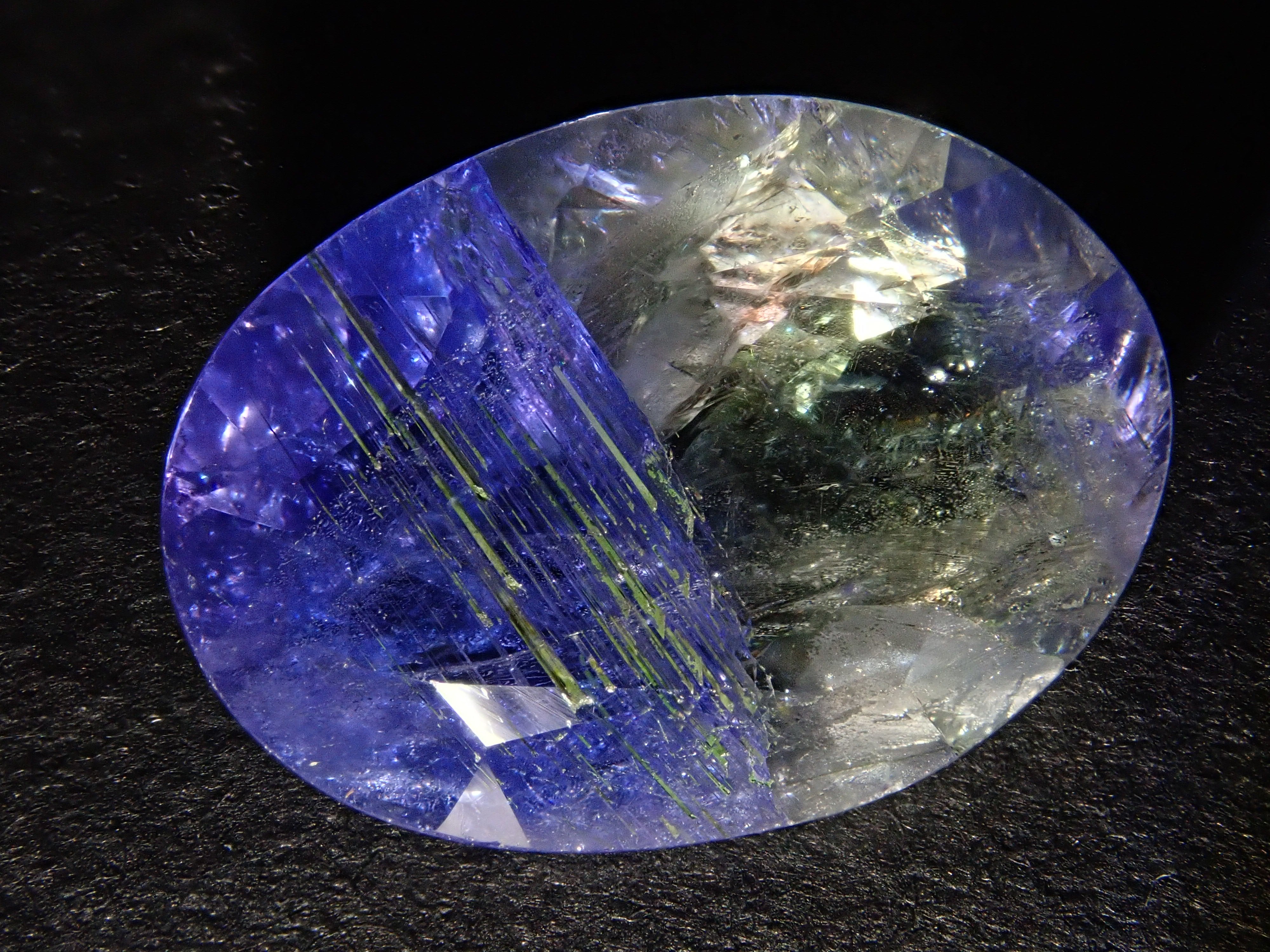 バイカラータンザナイト 6.351ctルース