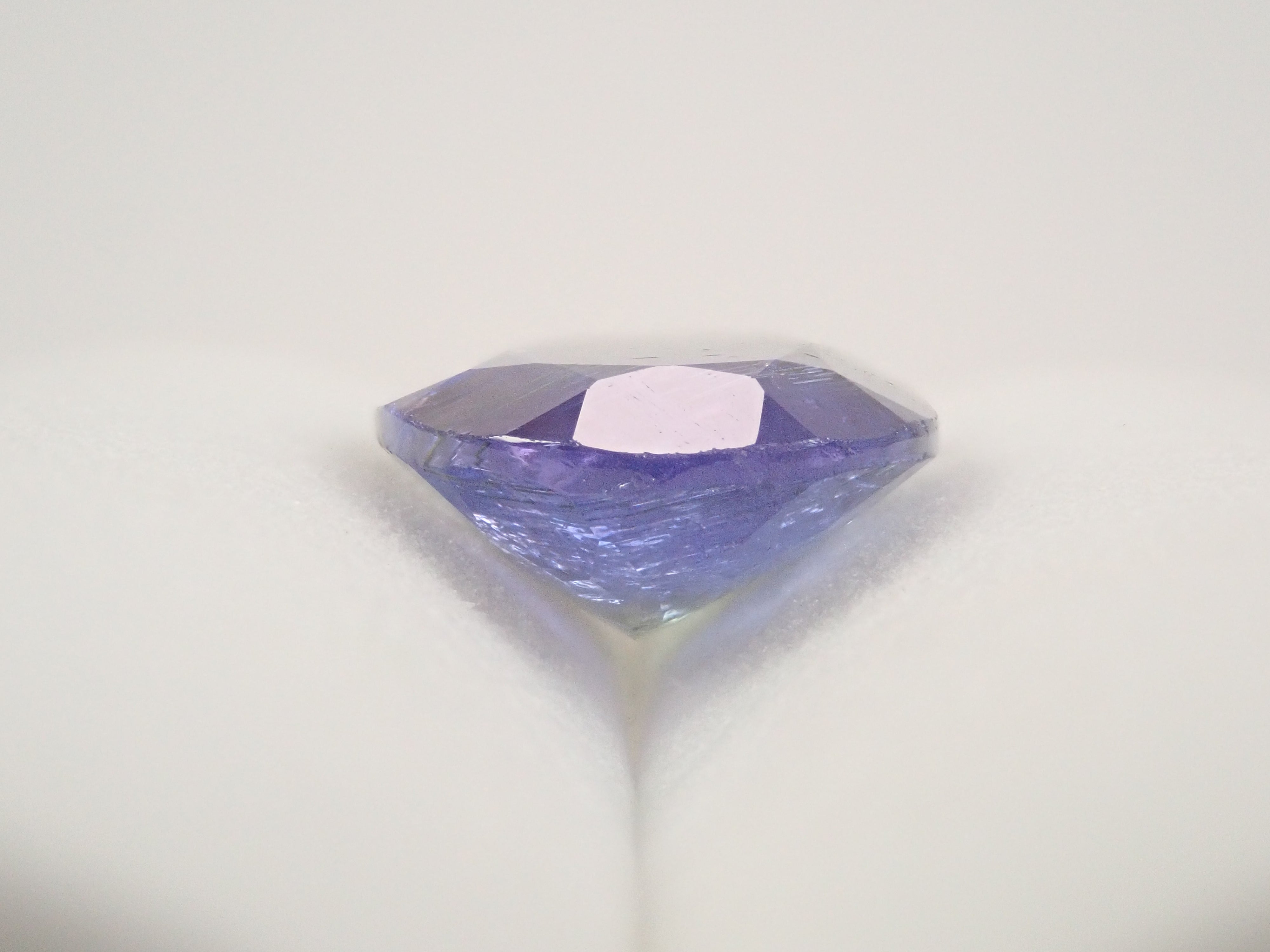 バイカラータンザナイト 6.351ctルース