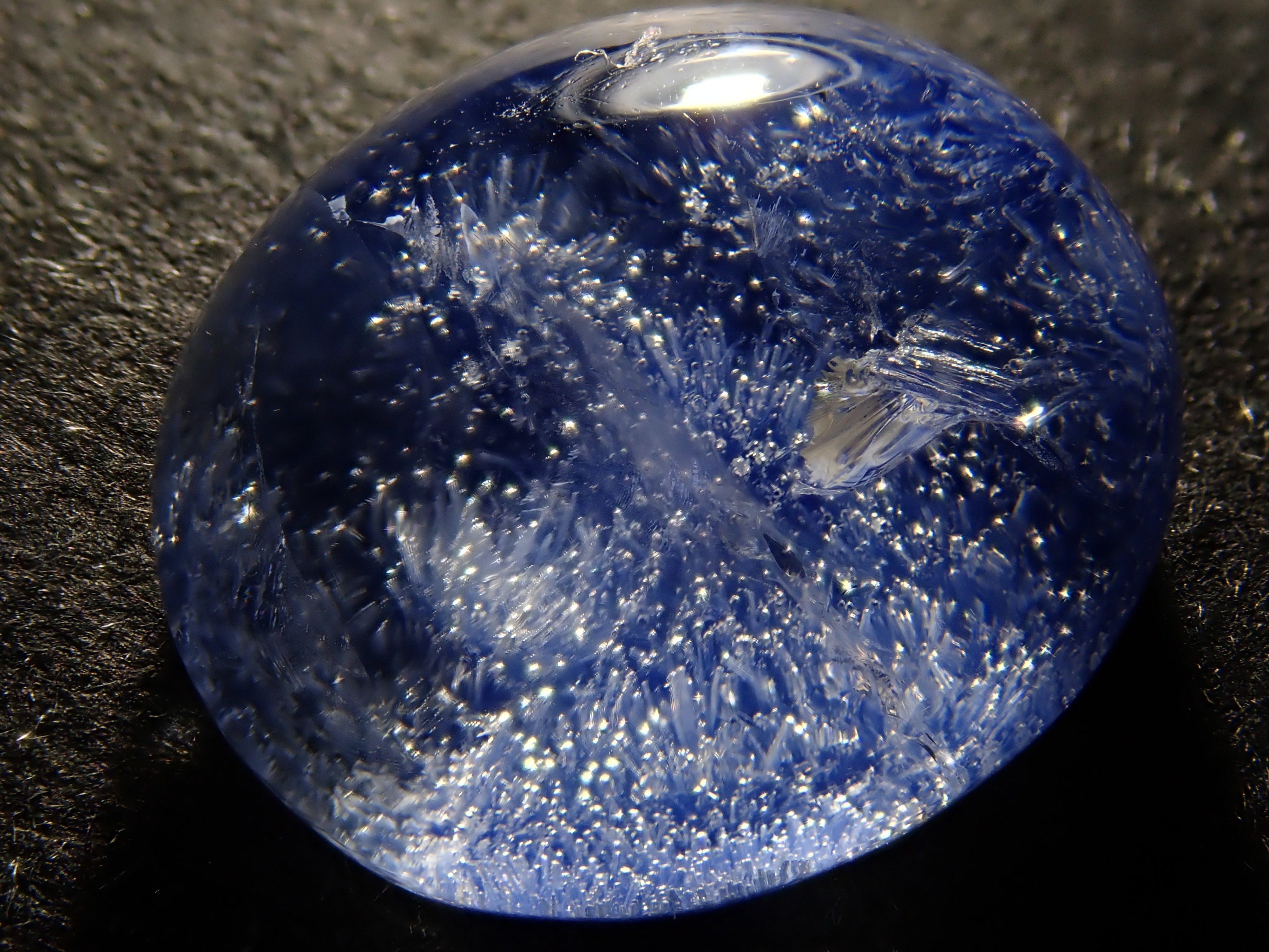 デュモルチェライトインクォーツ 5.830ctルース