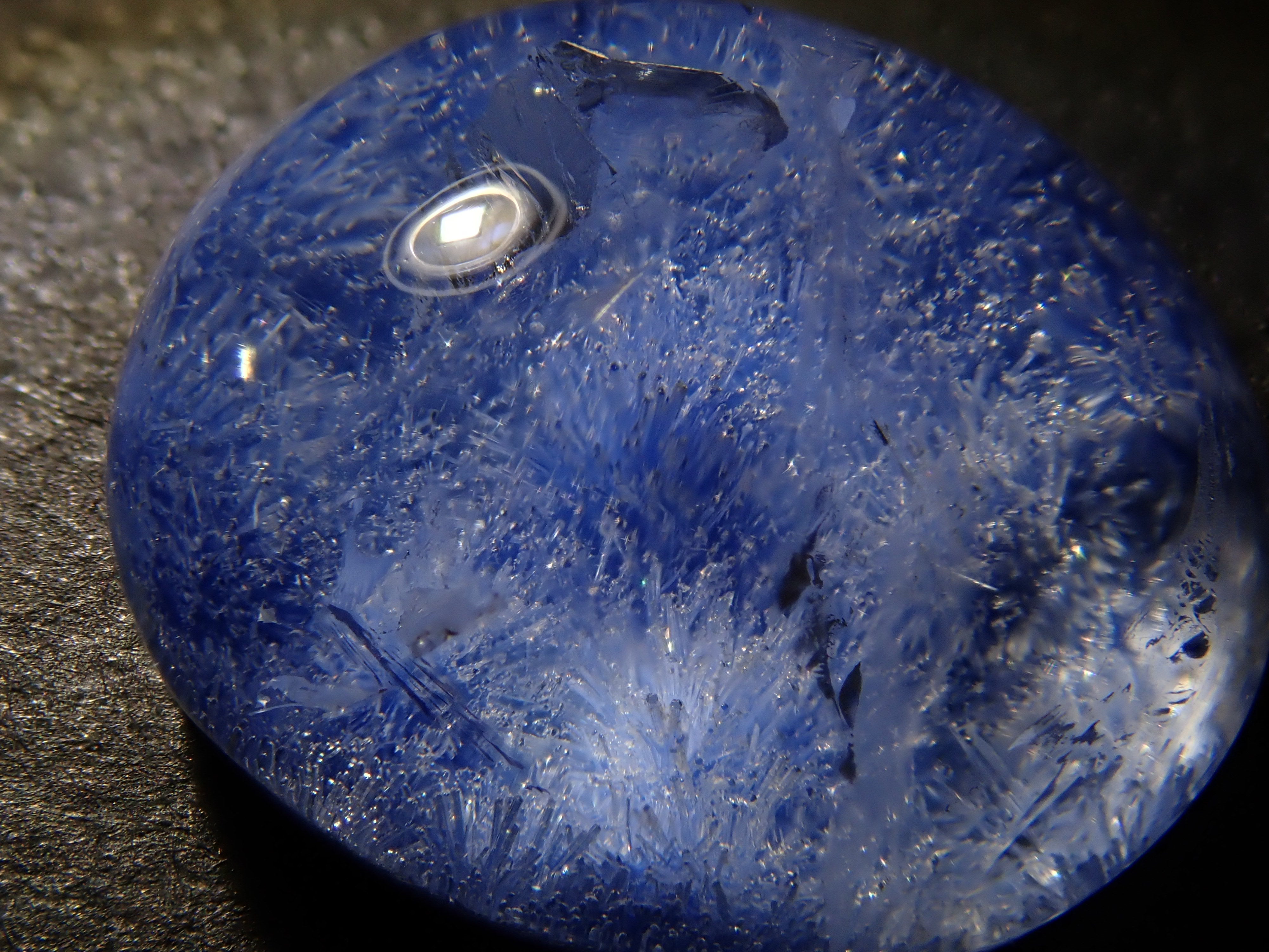 デュモルチェライトインクォーツ 5.830ctルース