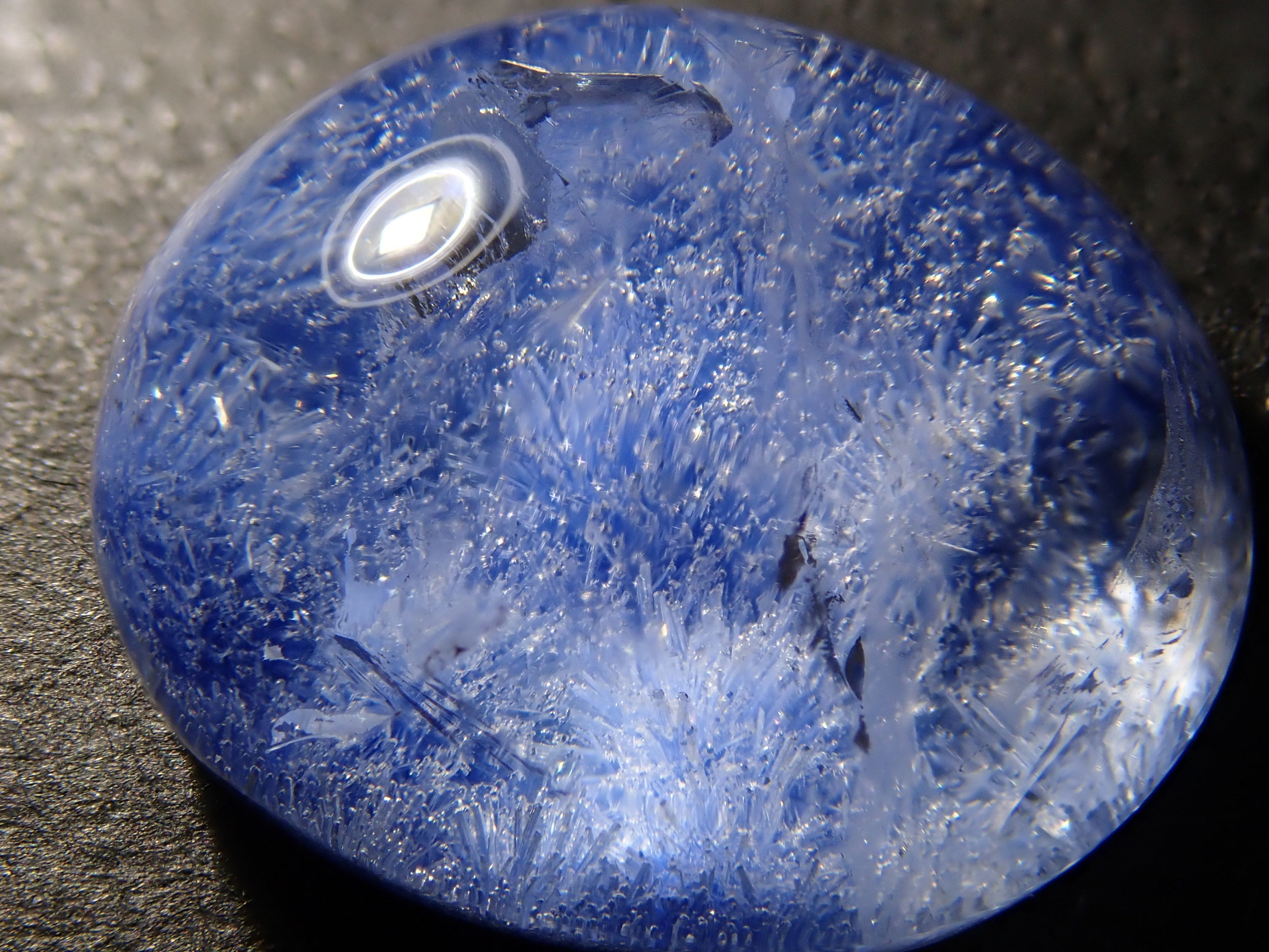 デュモルチェライトインクォーツ 5.830ctルース