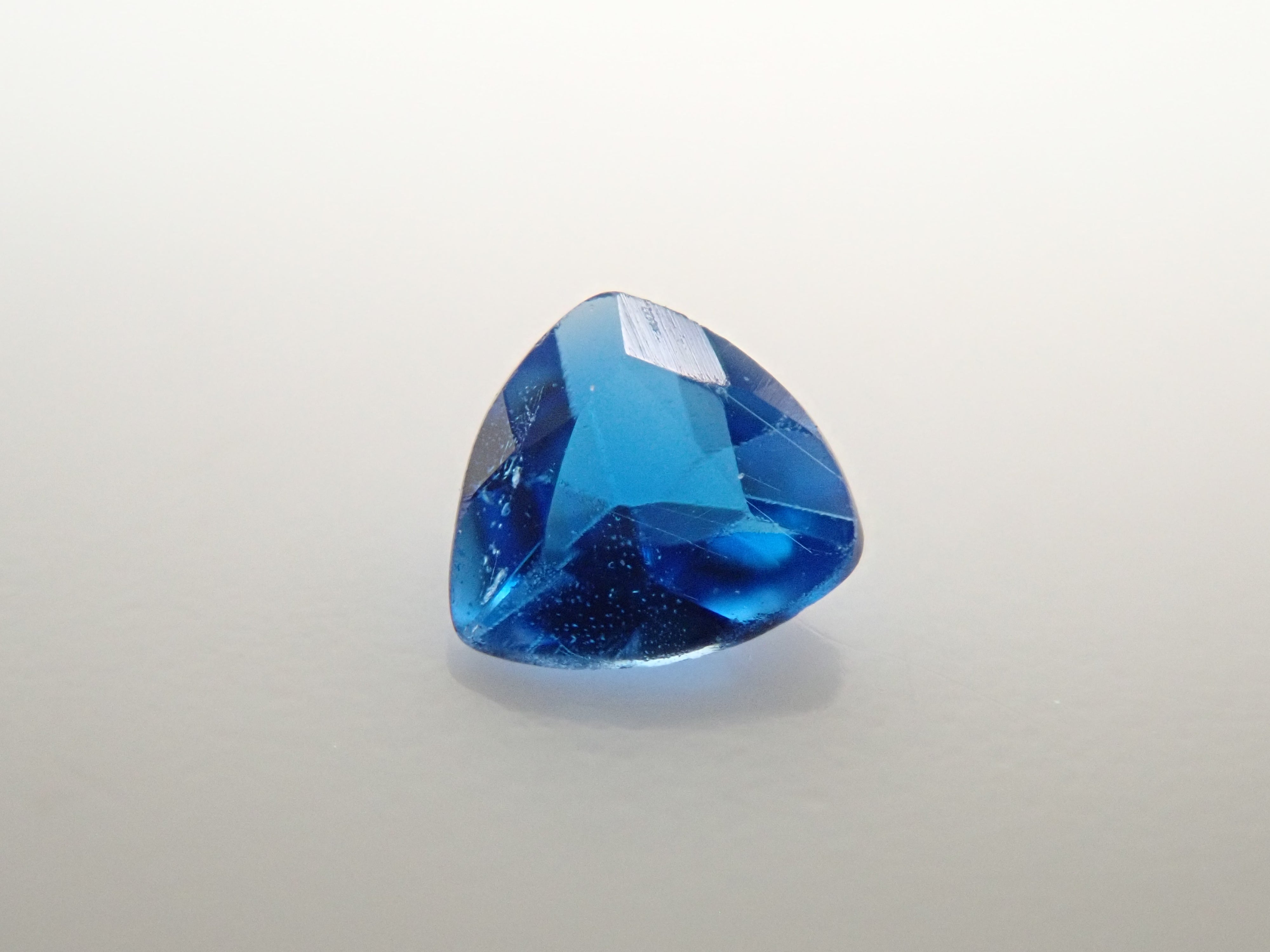 【12562392掲載】ラズライト(天藍石) 0.044ctルース