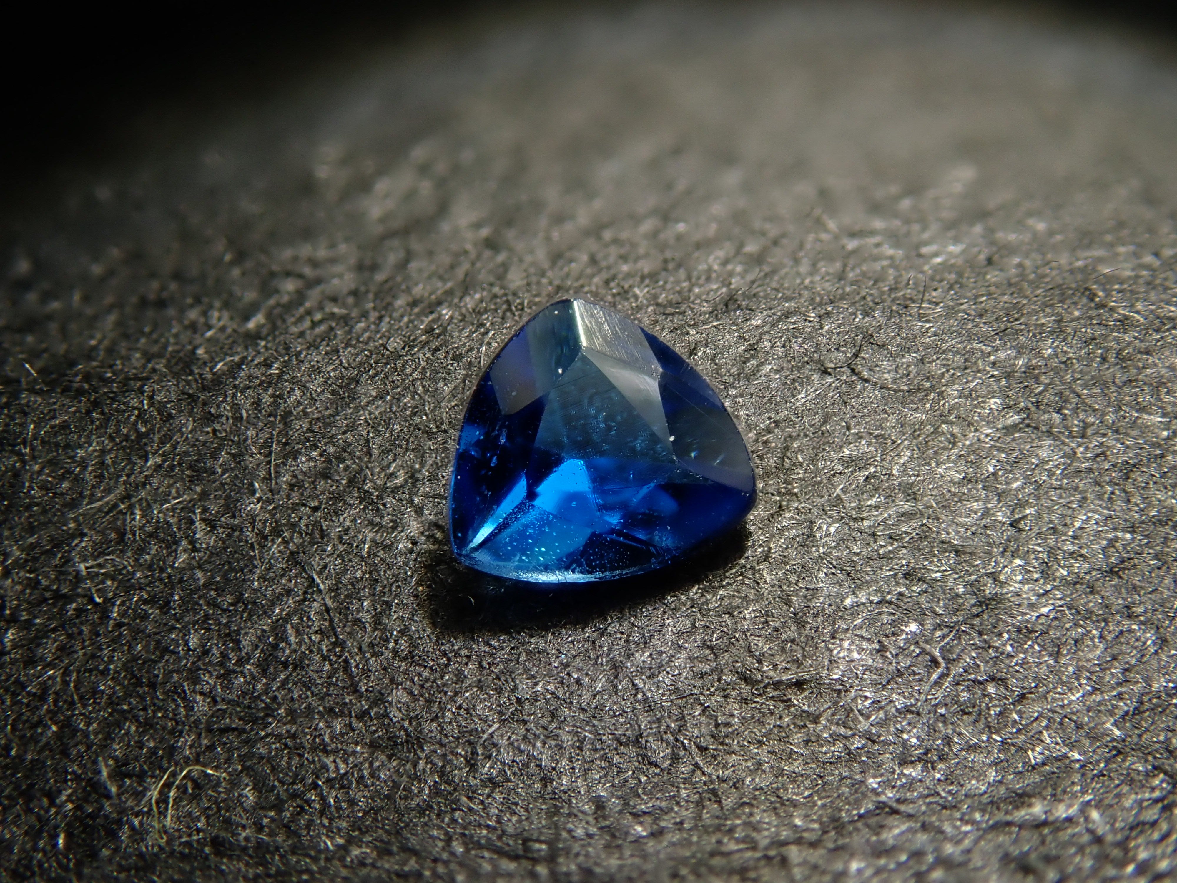 【12562392掲載】ラズライト(天藍石) 0.044ctルース