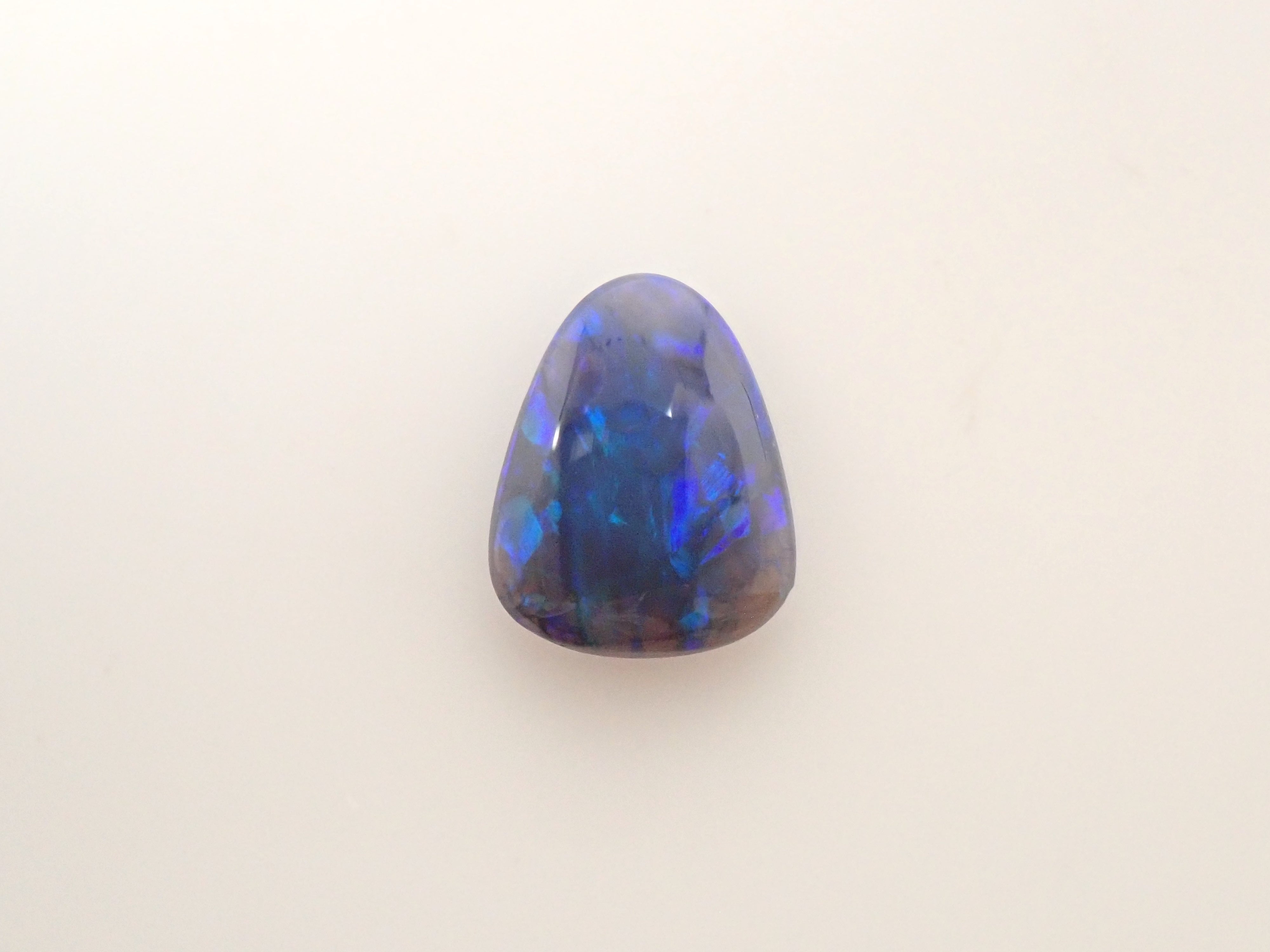 【8/9 22時販売】オーストラリア産ブラックオパール 0.530ctルース