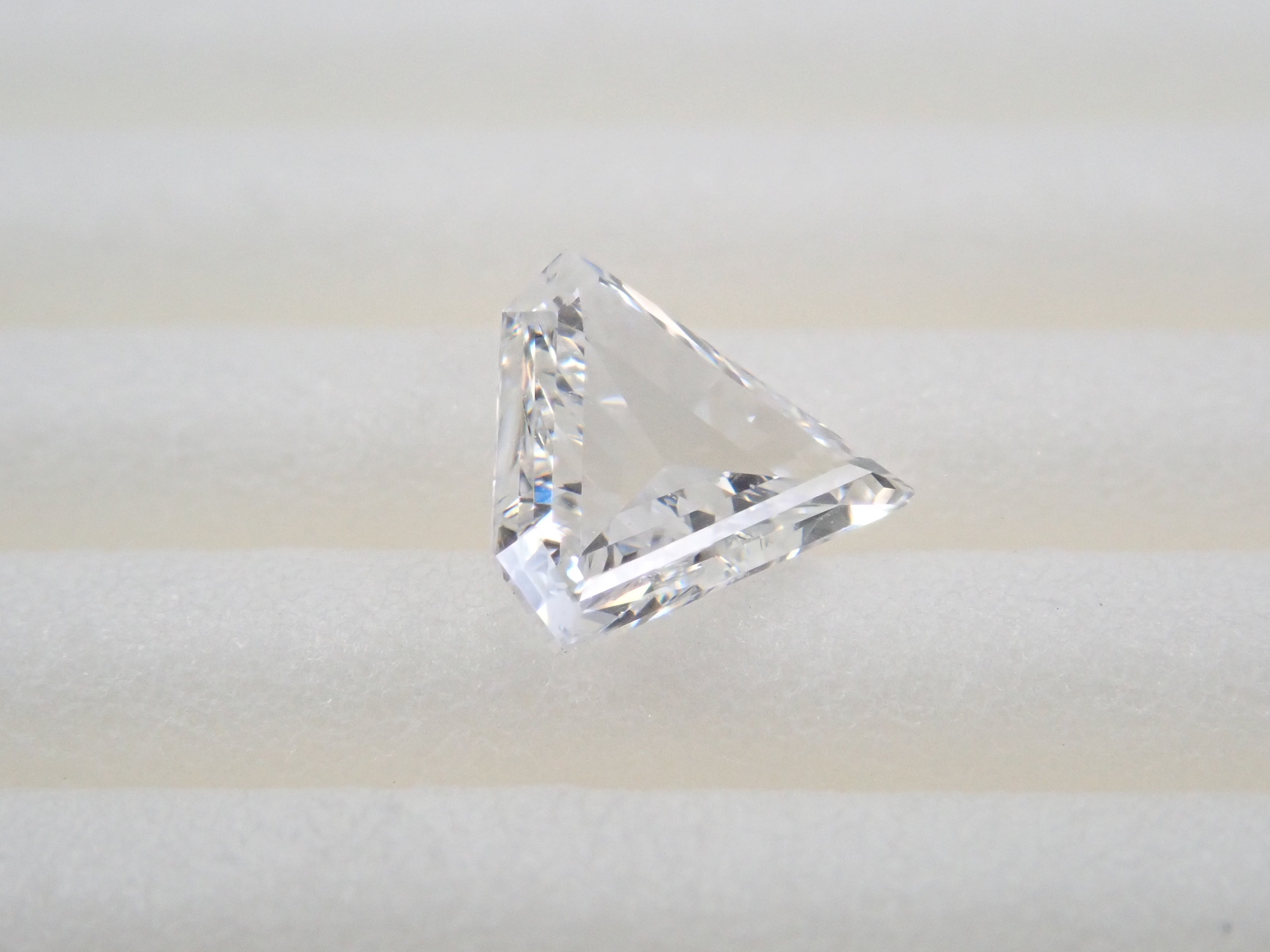 ダイヤモンド 0.320ctルース(D, VS2)