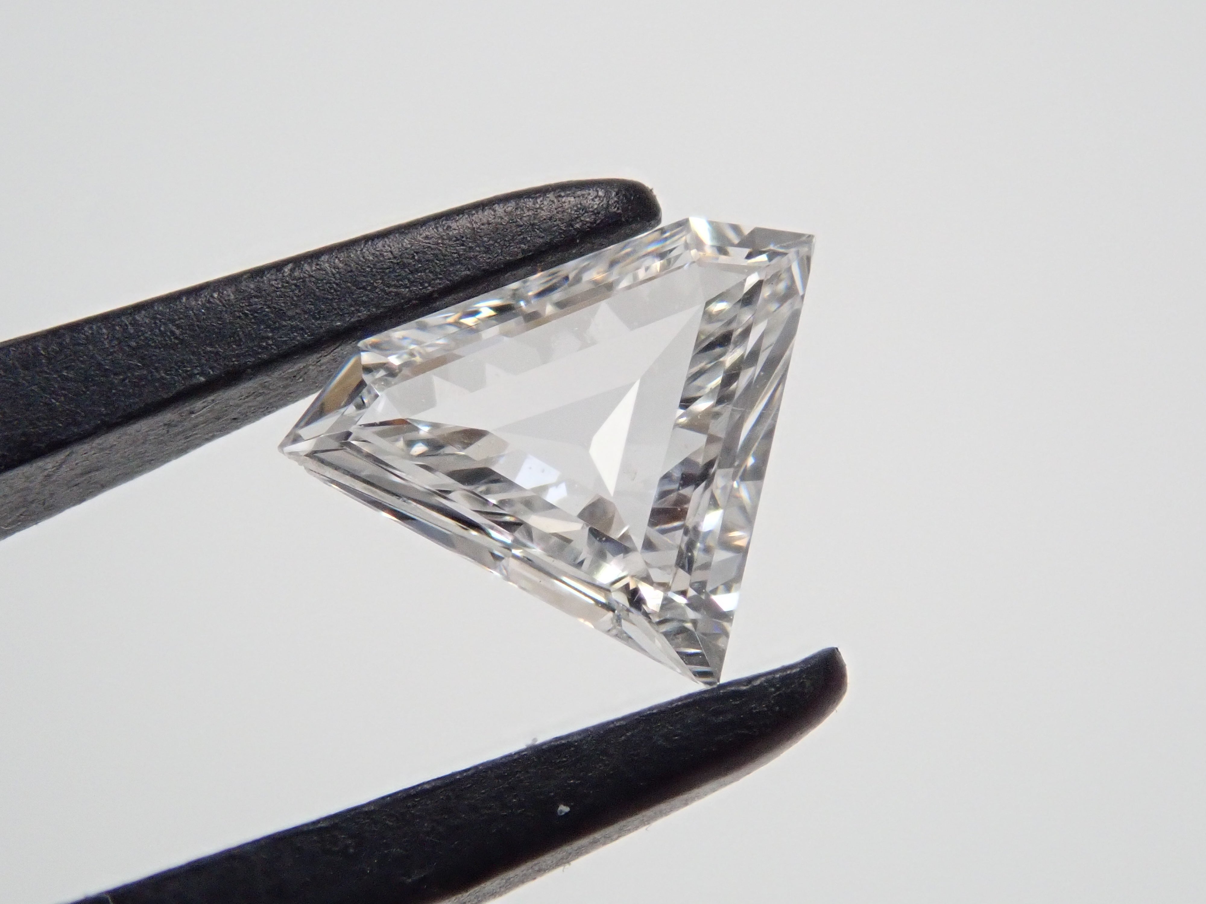 ダイヤモンド 0.320ctルース(D, VS2)