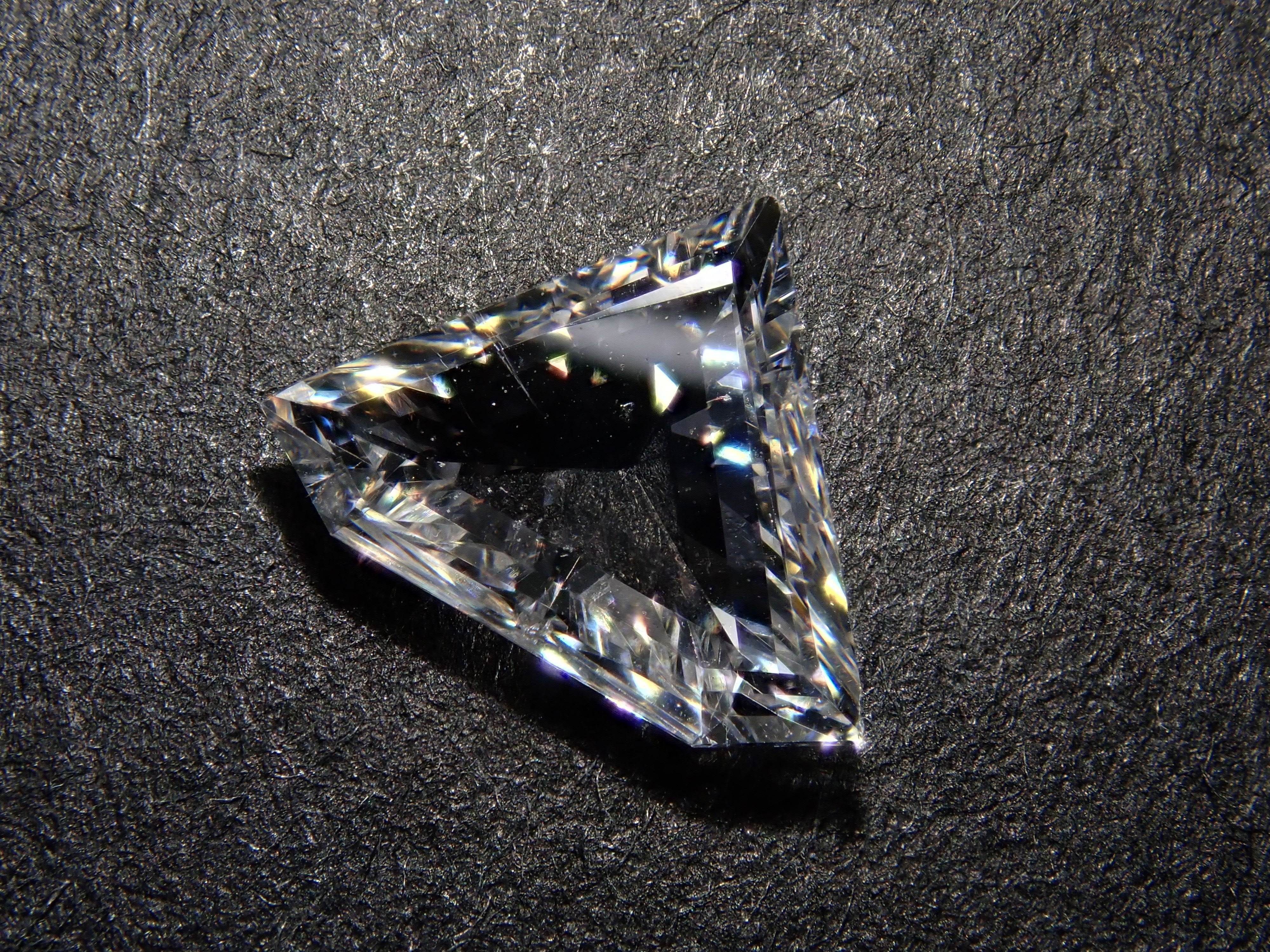 ダイヤモンド 0.320ctルース(D, VS2)