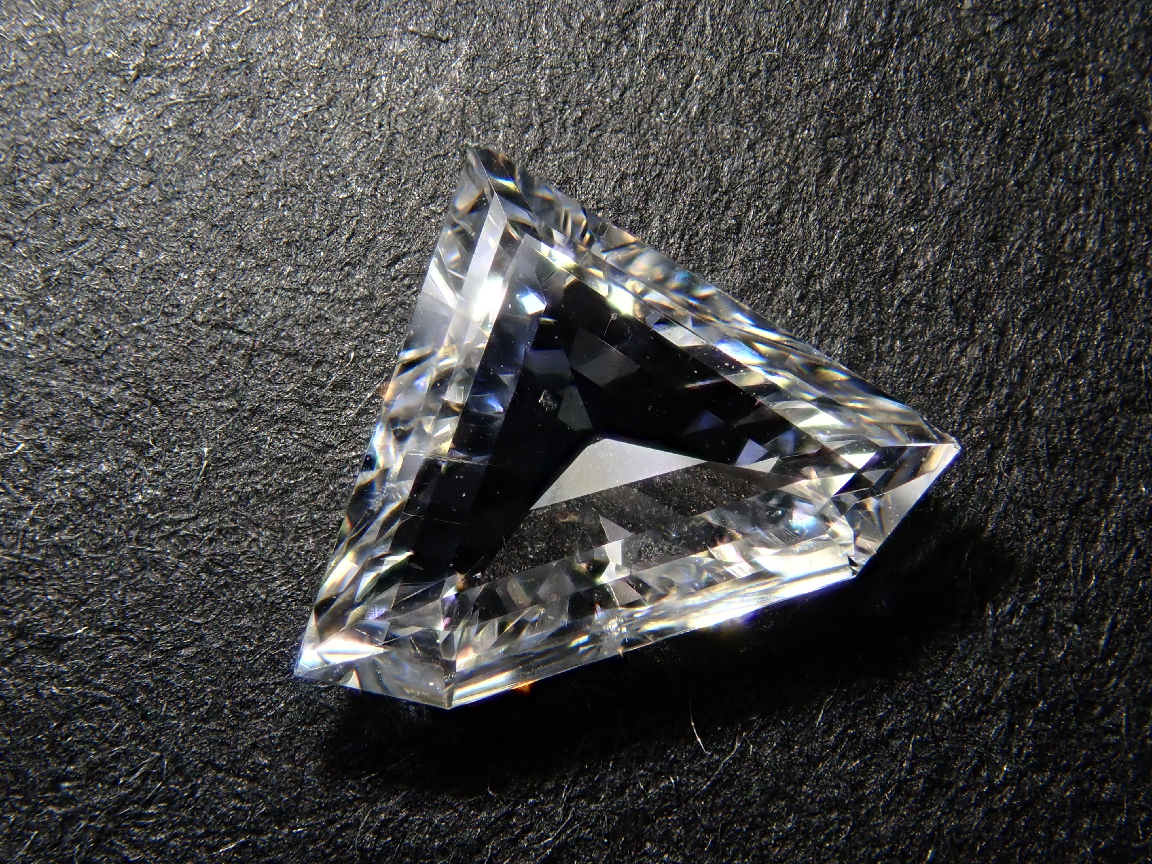 ダイヤモンド 0.320ctルース(D, VS2)