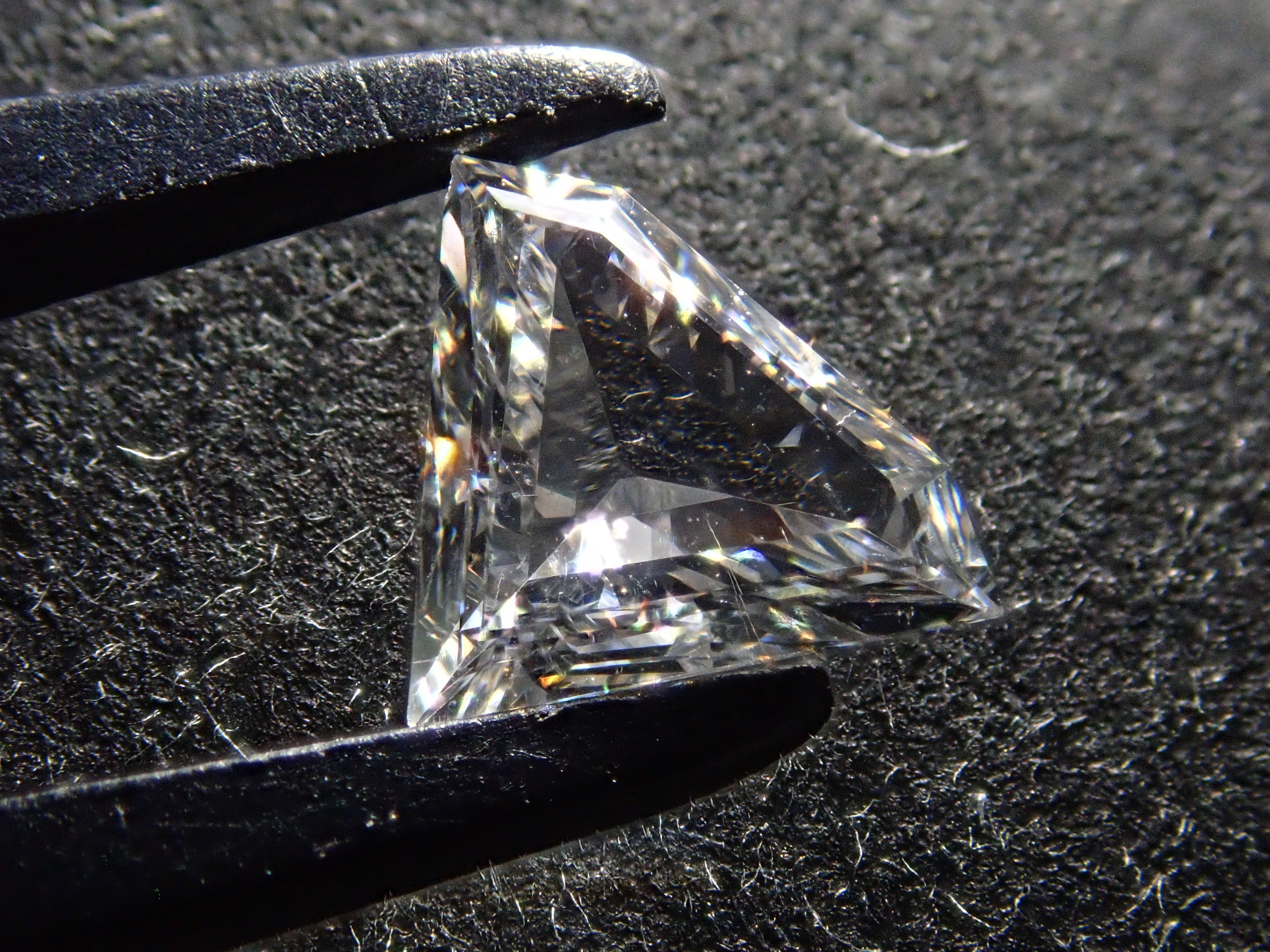 ダイヤモンド 0.320ctルース(D, VS2)