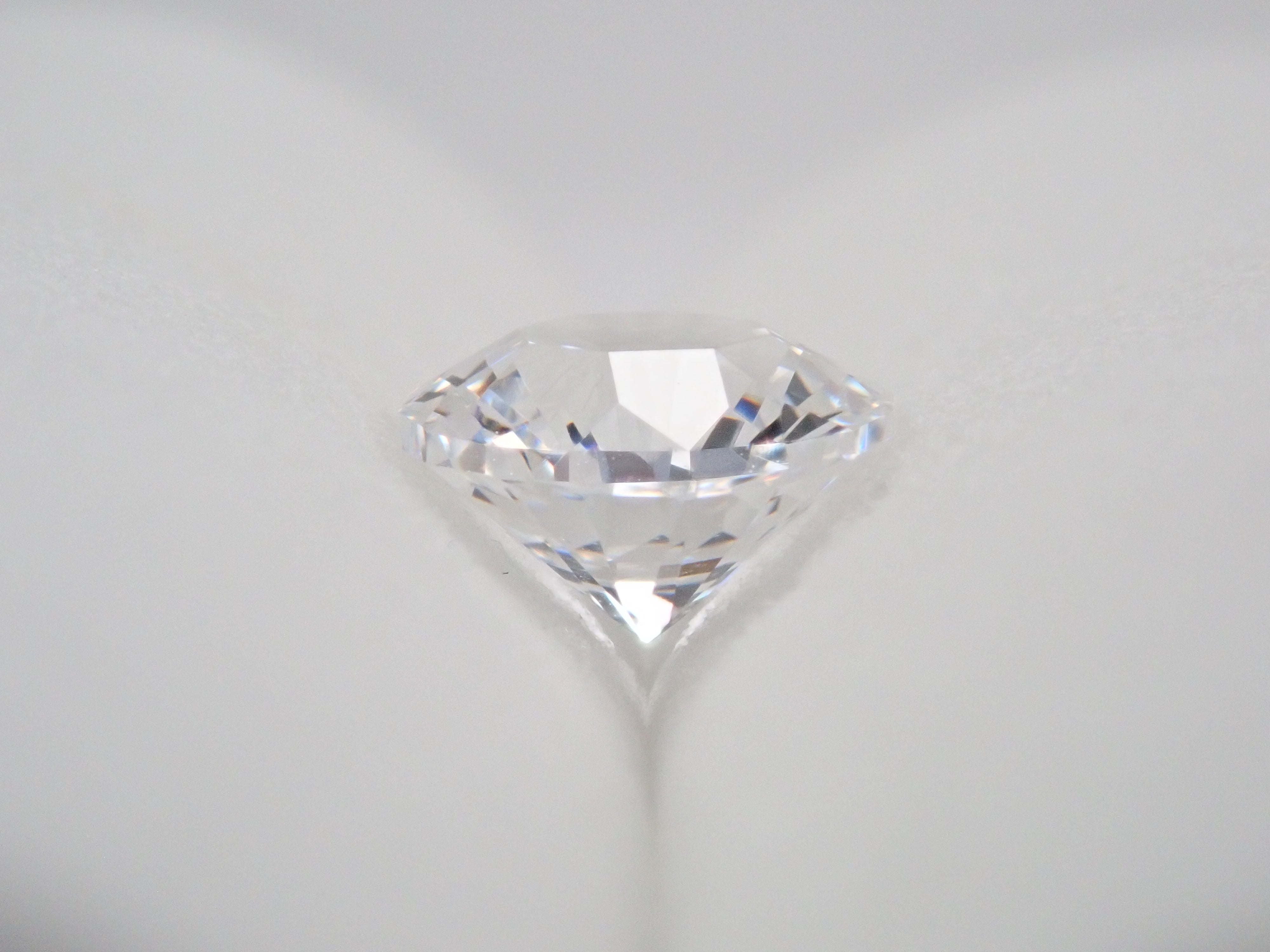 YAG(イットリウムアルミニウムガーネット) 1.171ctルース