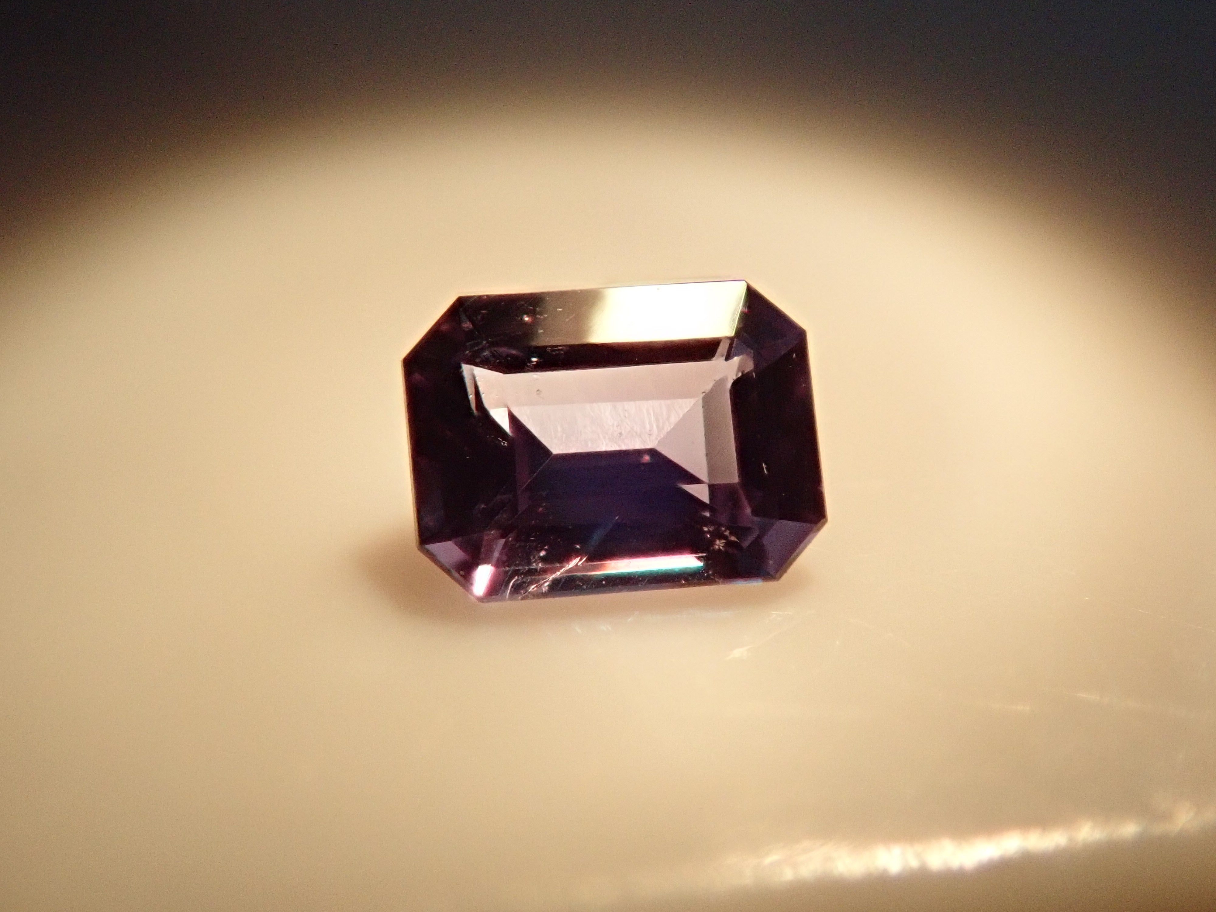 ブラジル産アレキサンドライト 0.066ctルース