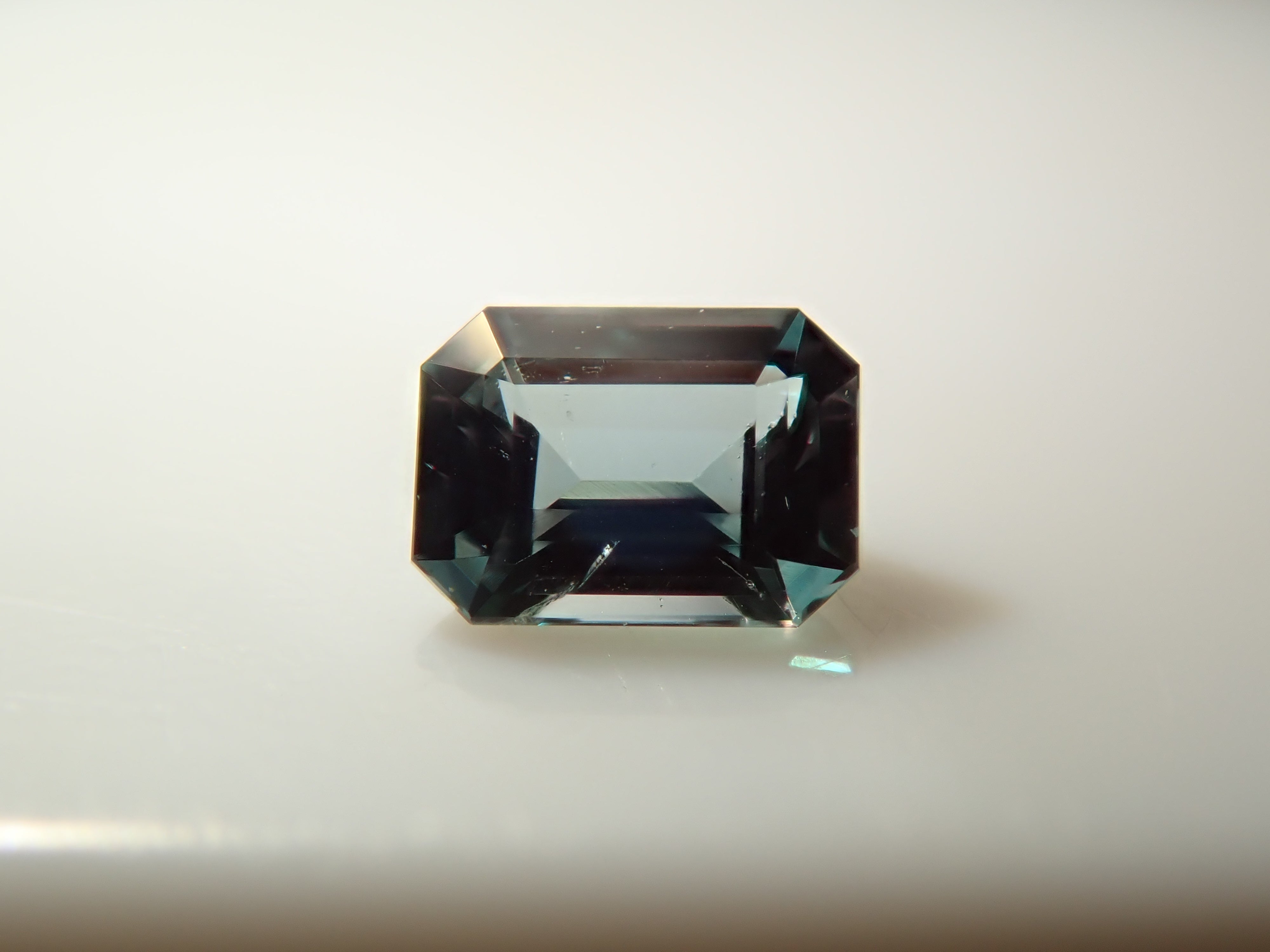 ブラジル産アレキサンドライト 0.066ctルース