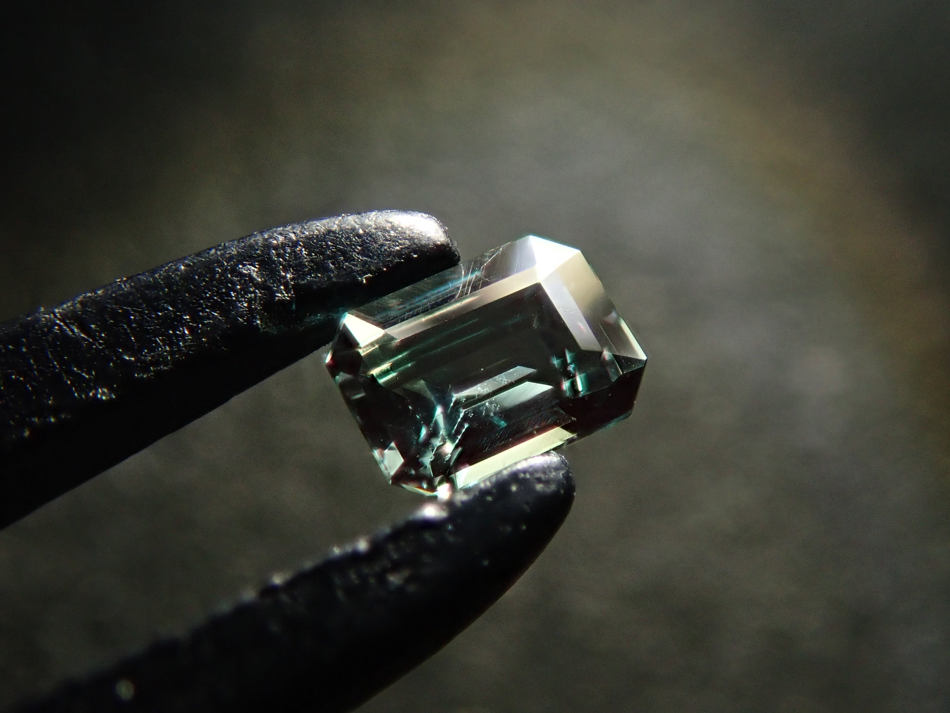 ブラジル産アレキサンドライト 0.066ctルース