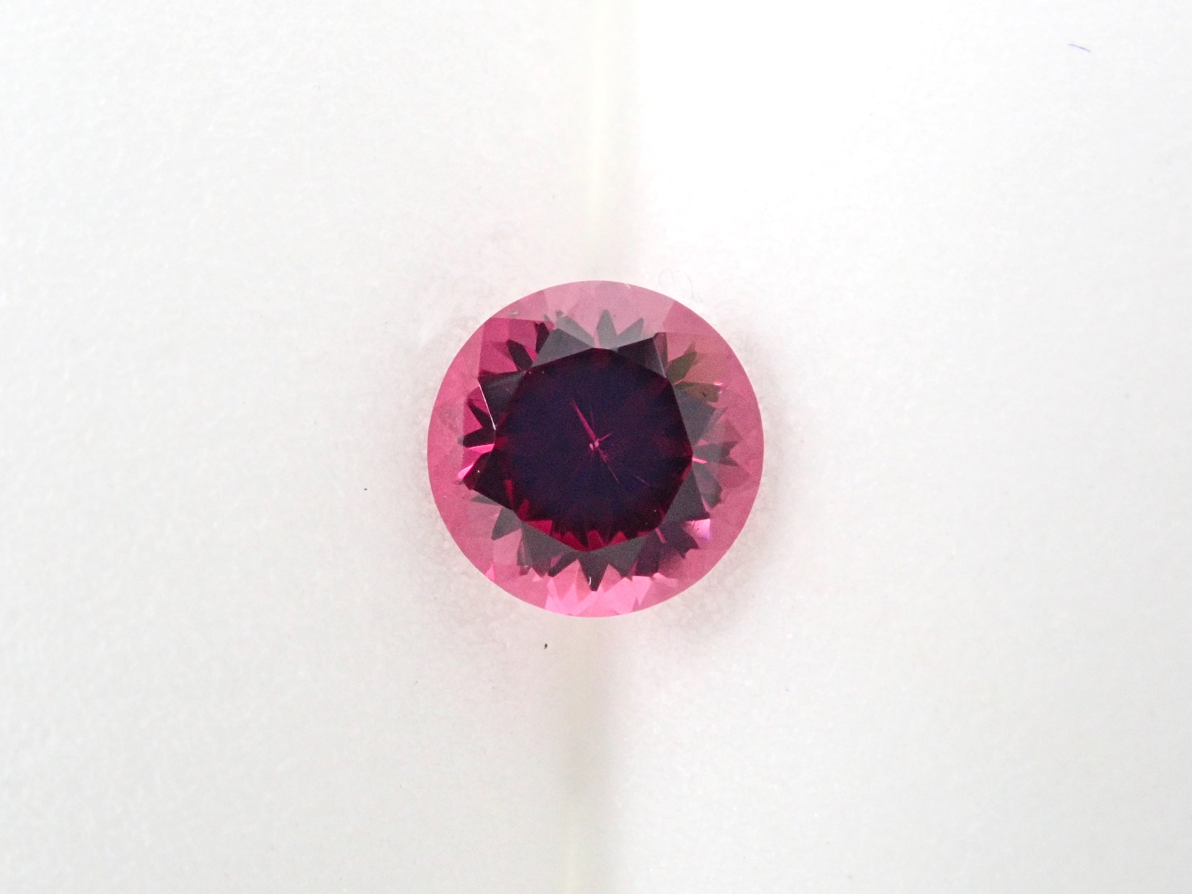 紅榴石石榴石 5.3 mm/0.788 克拉裸石