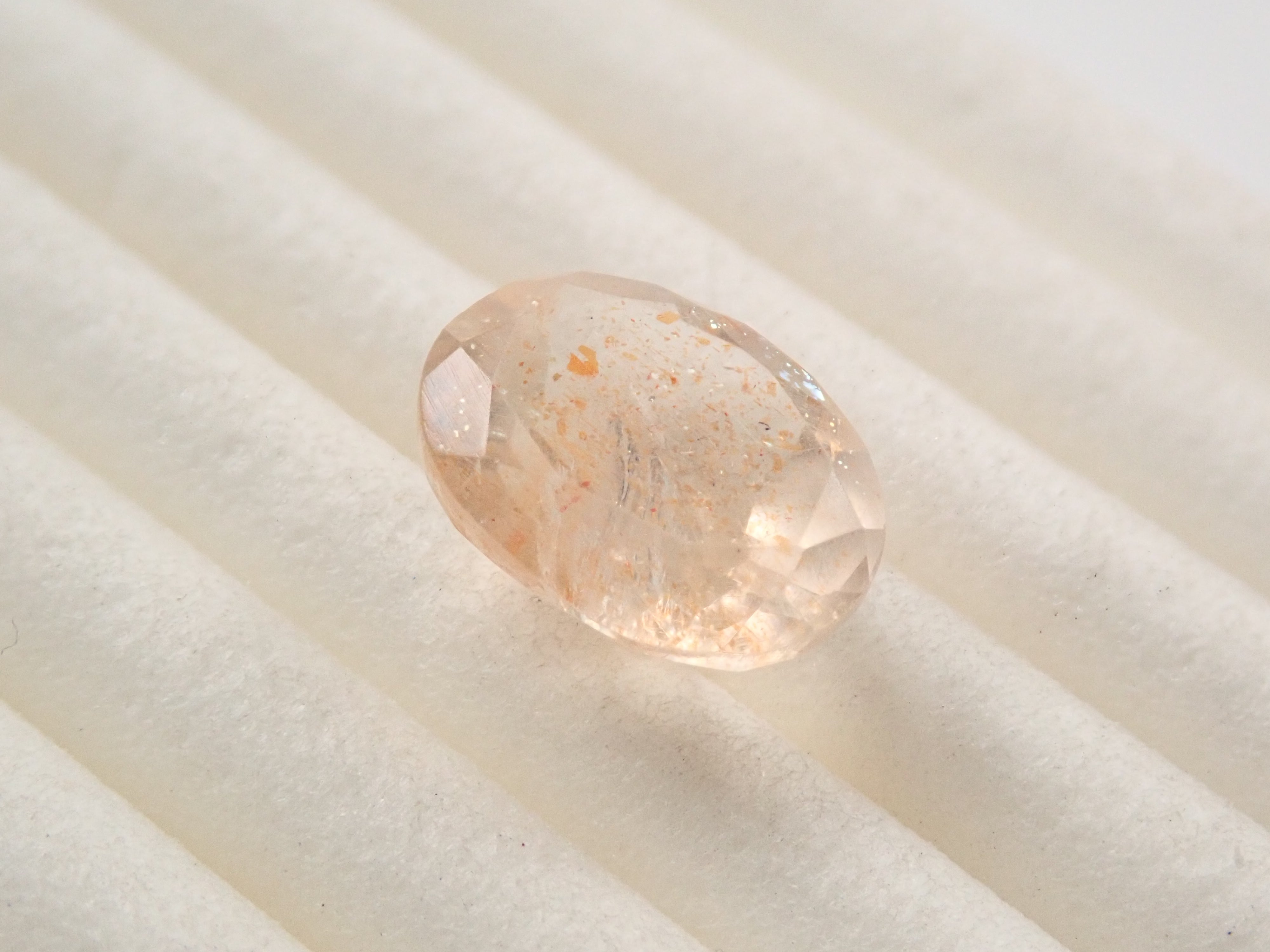 サンストーン(イリュージョンサンストーン) 1.934ctルース