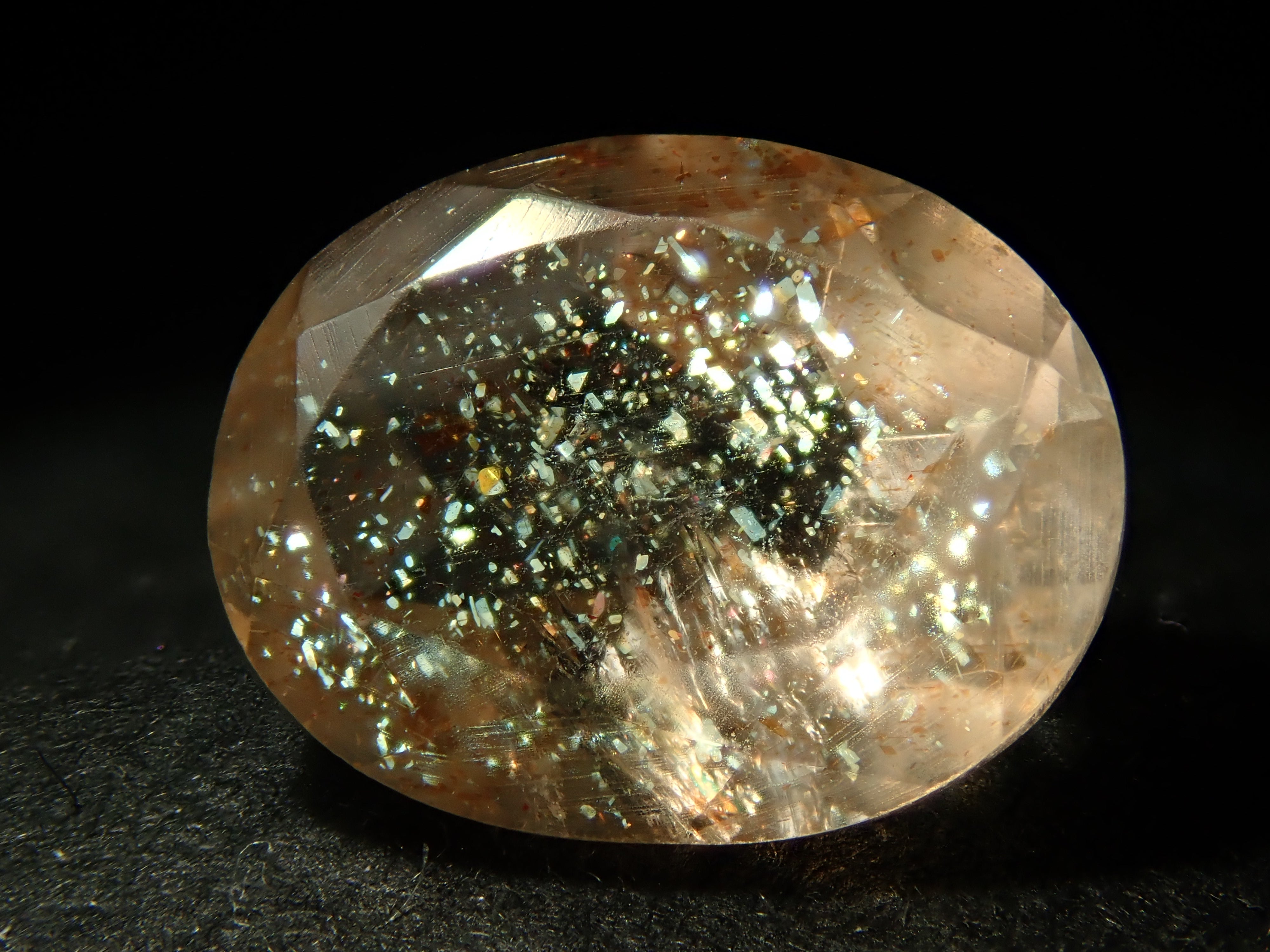 サンストーン(イリュージョンサンストーン) 1.934ctルース