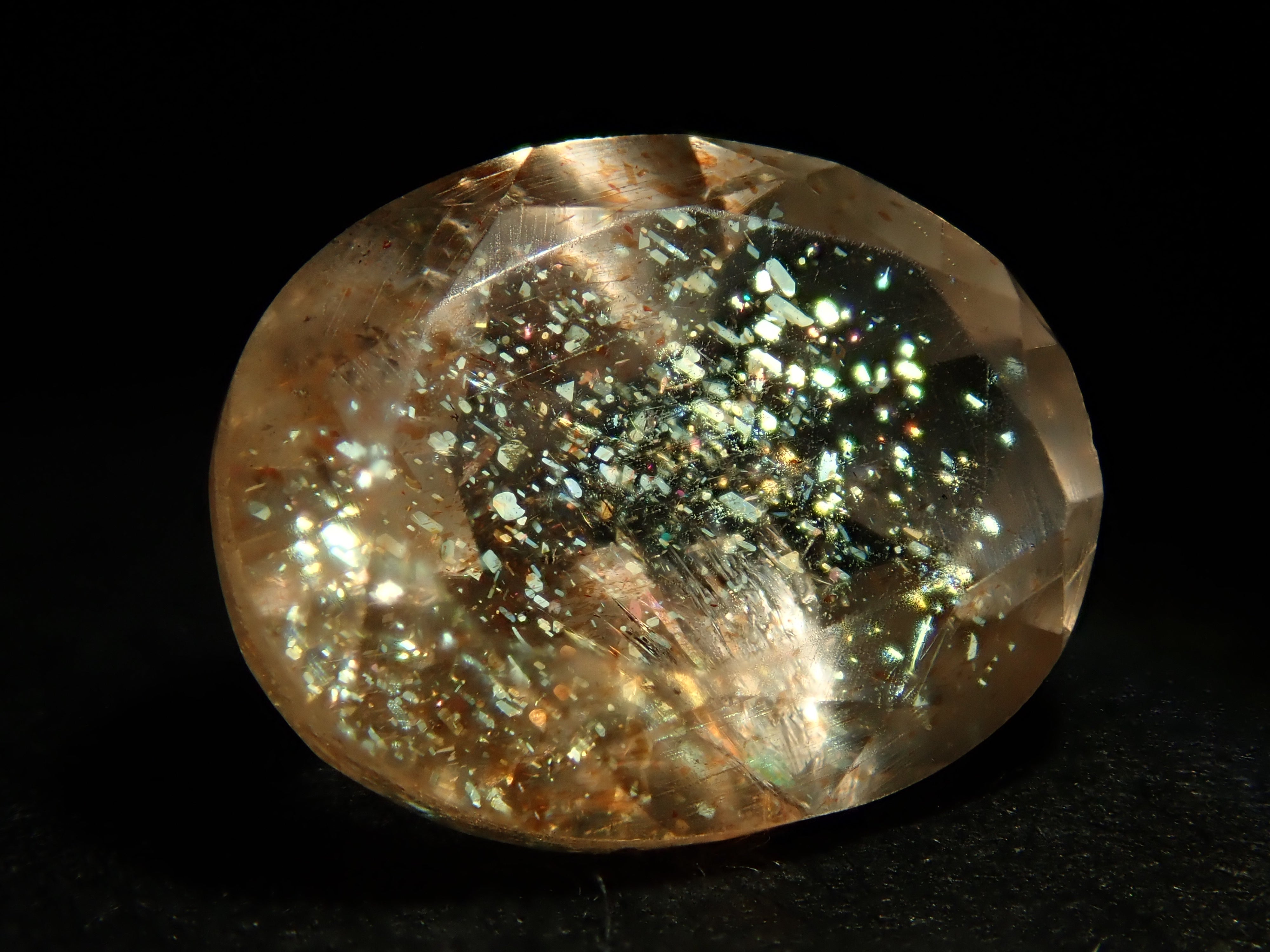 サンストーン(イリュージョンサンストーン) 1.934ctルース