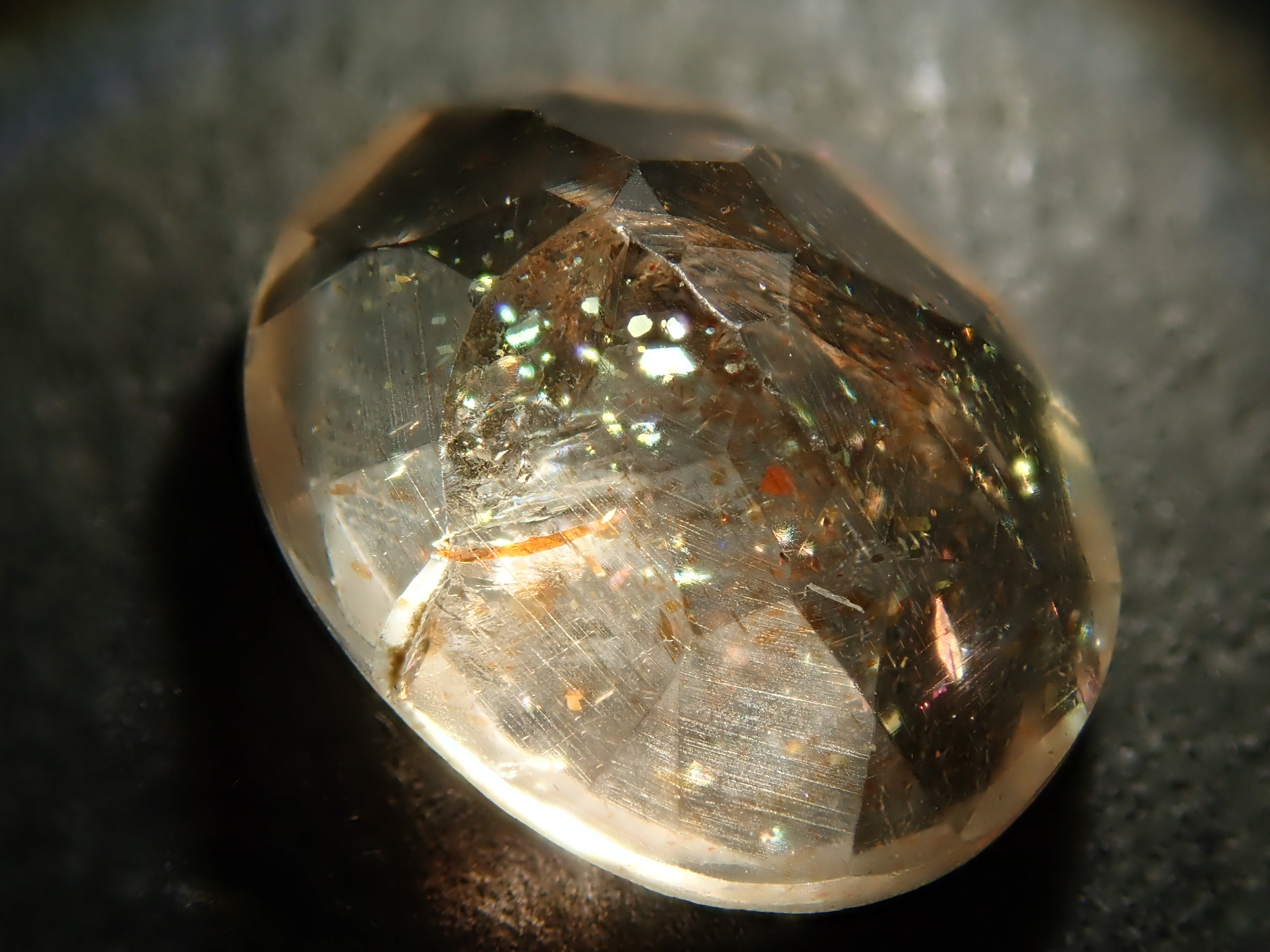 サンストーン(イリュージョンサンストーン) 1.934ctルース