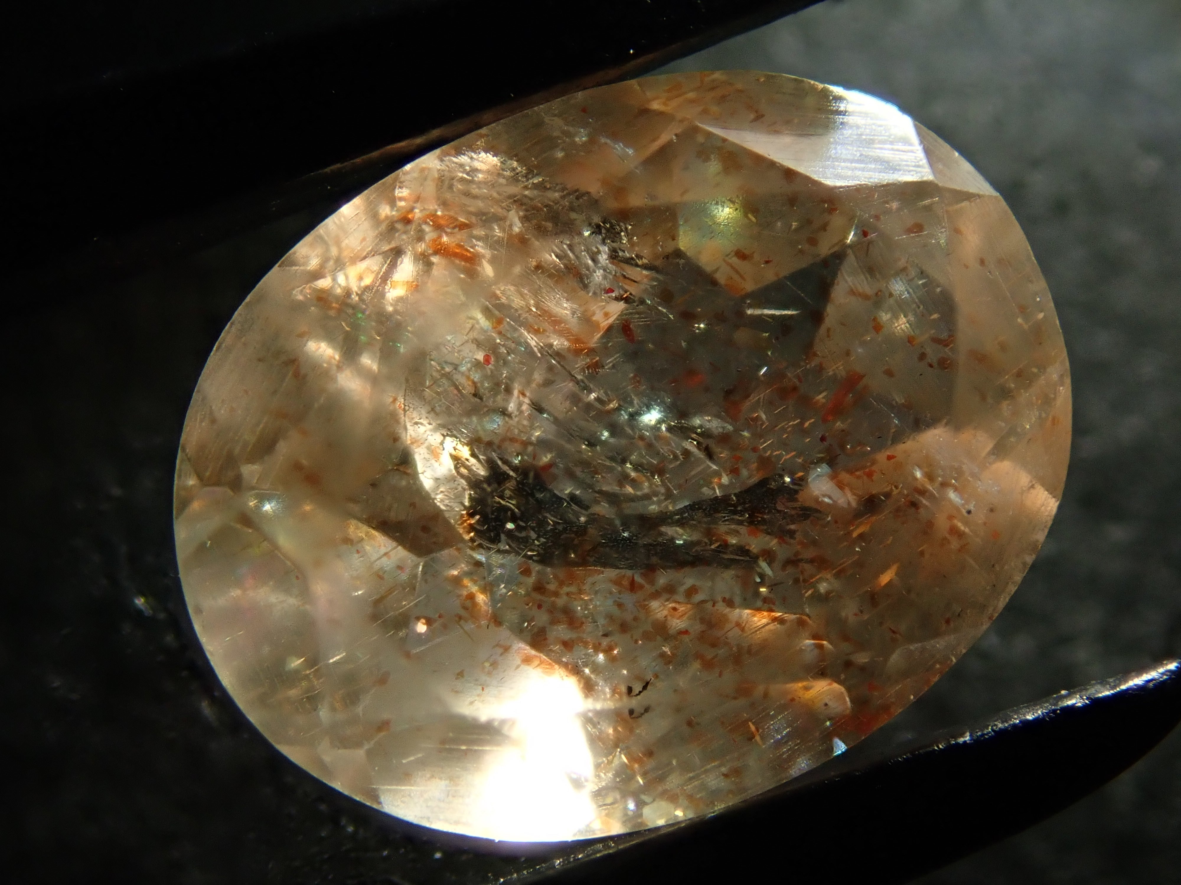 サンストーン(イリュージョンサンストーン) 1.934ctルース