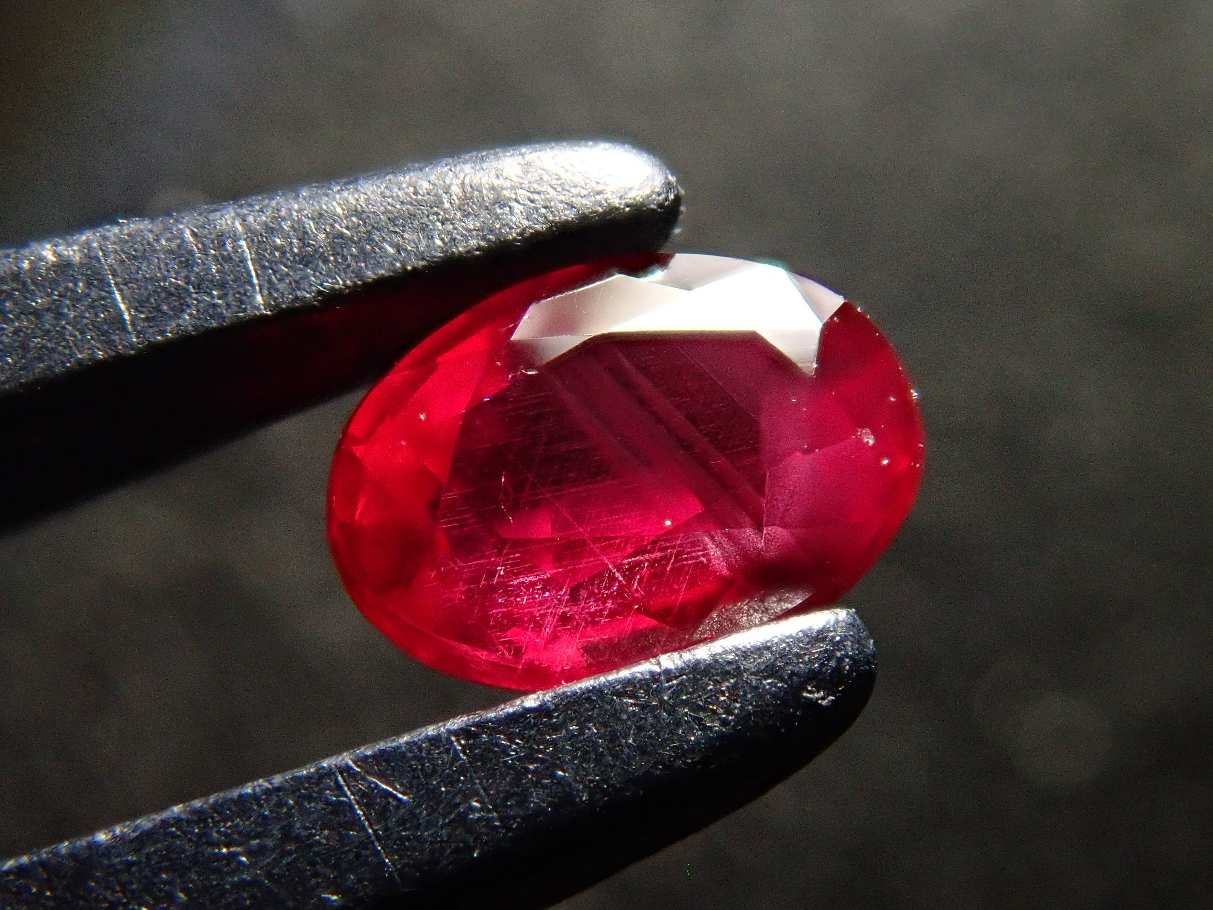 【12562684掲載】非加熱ピジョンブラッドルビー 0.260ctルース