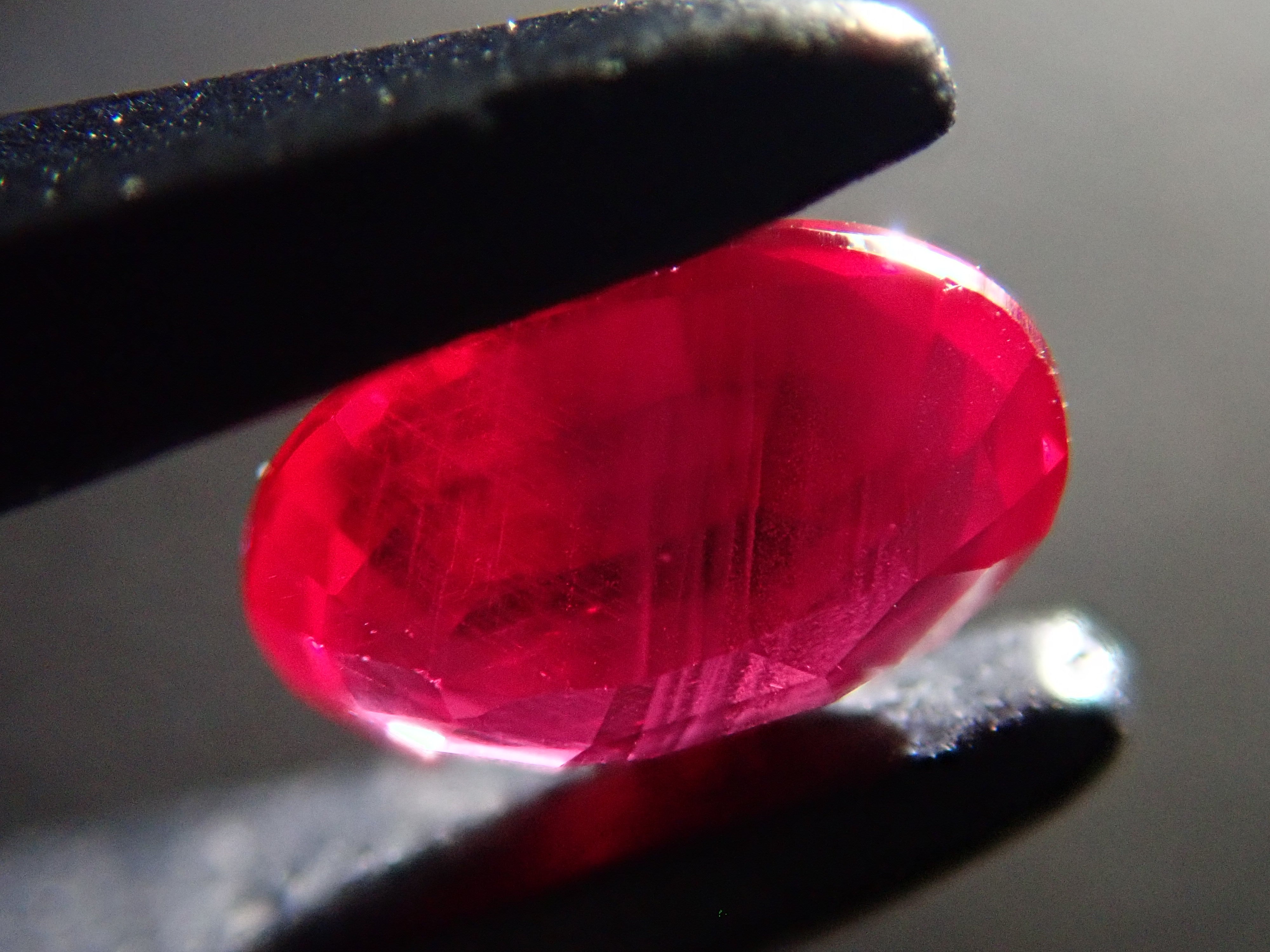 【12562684掲載】非加熱ピジョンブラッドルビー 0.260ctルース