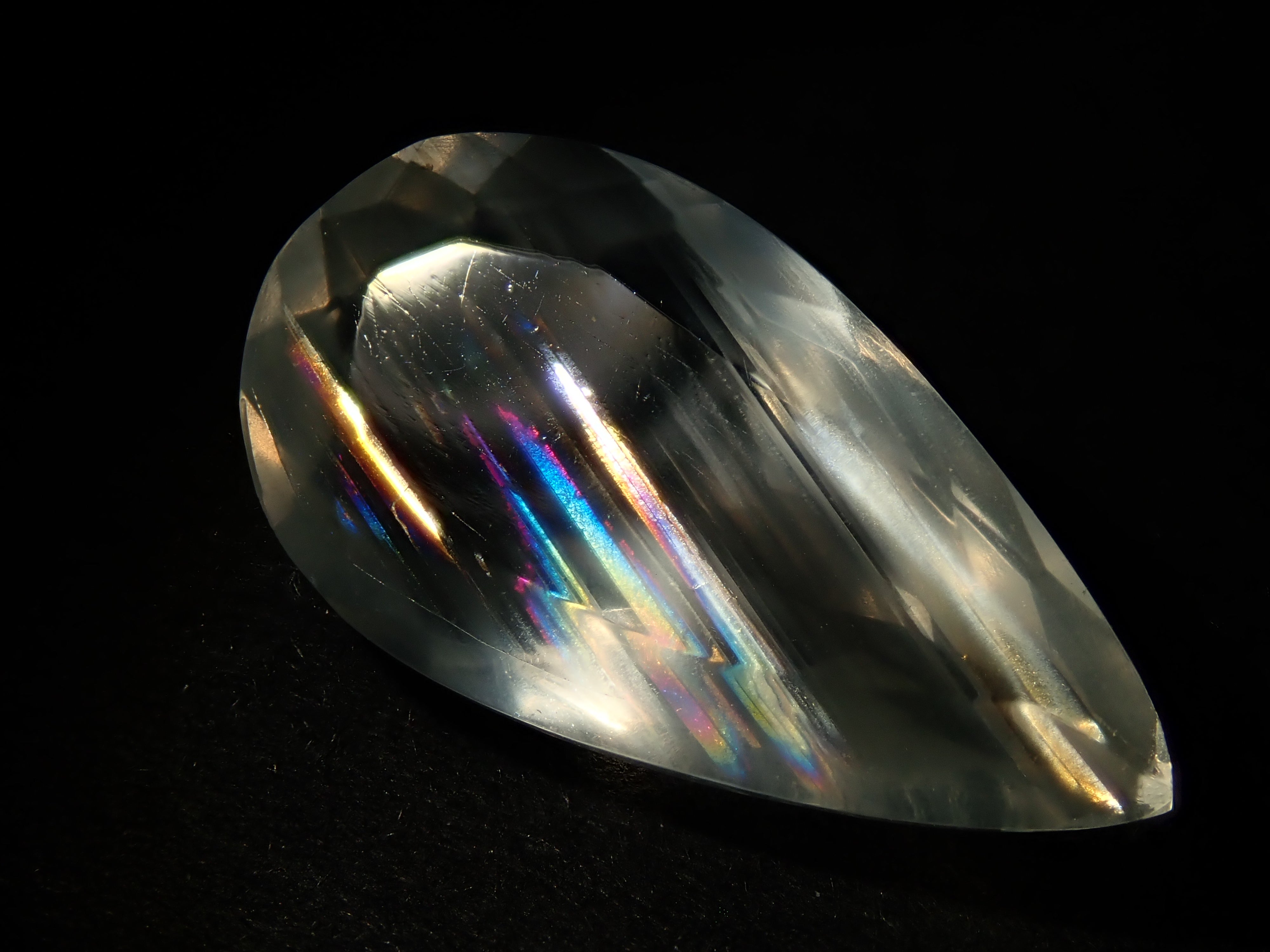 【12562642掲載】マラウイ産ムーンストーン(マラウイムーンストーン) 4.392ctルース