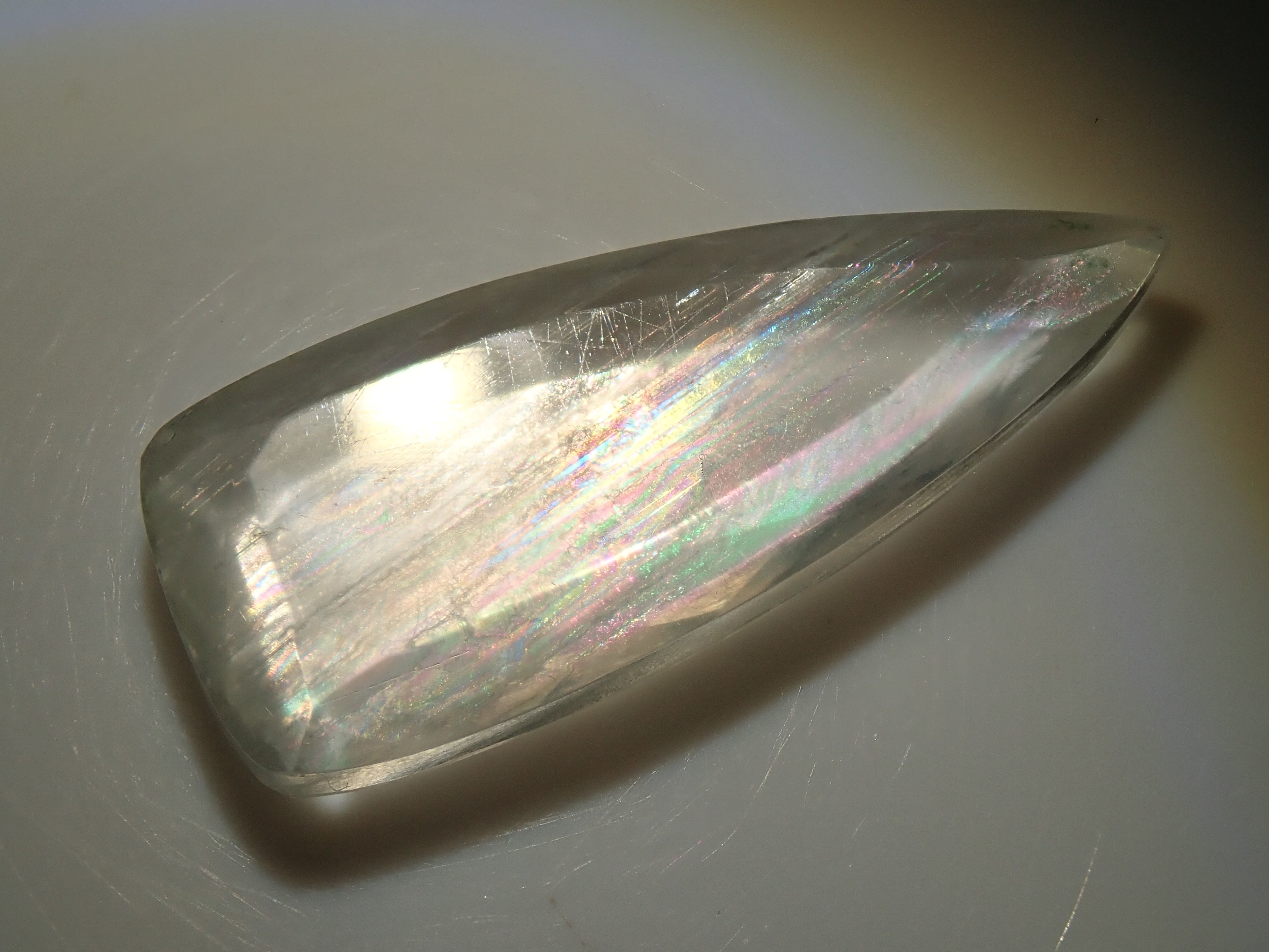 【12562643掲載】マラウイ産ムーンストーン(マラウイムーンストーン) 4.731ctルース