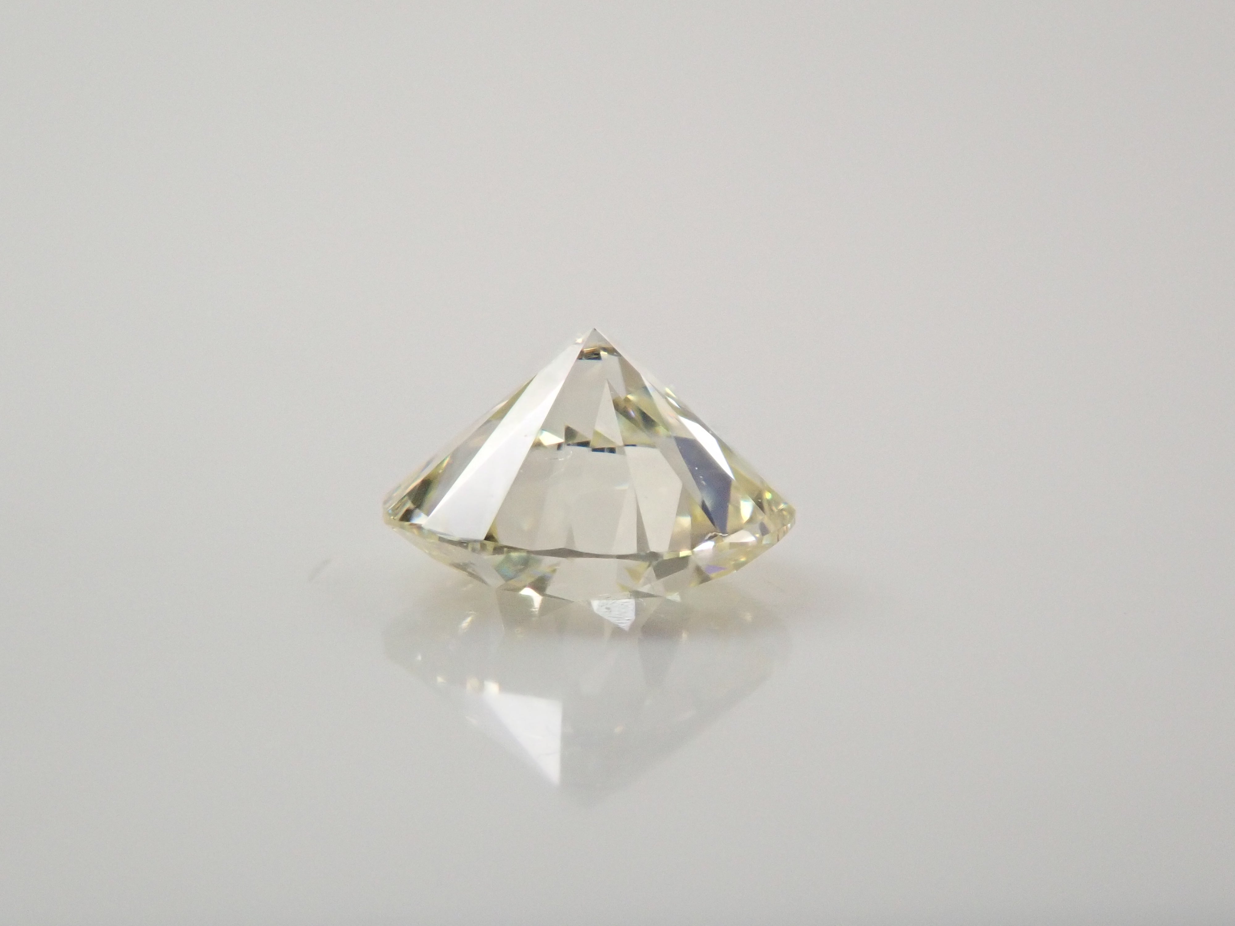 イエローダイヤモンド(H&C) 0.313ctルース(UNDER N(VERY LIGHT YELLOW), VVS-2, Excellent H&C)