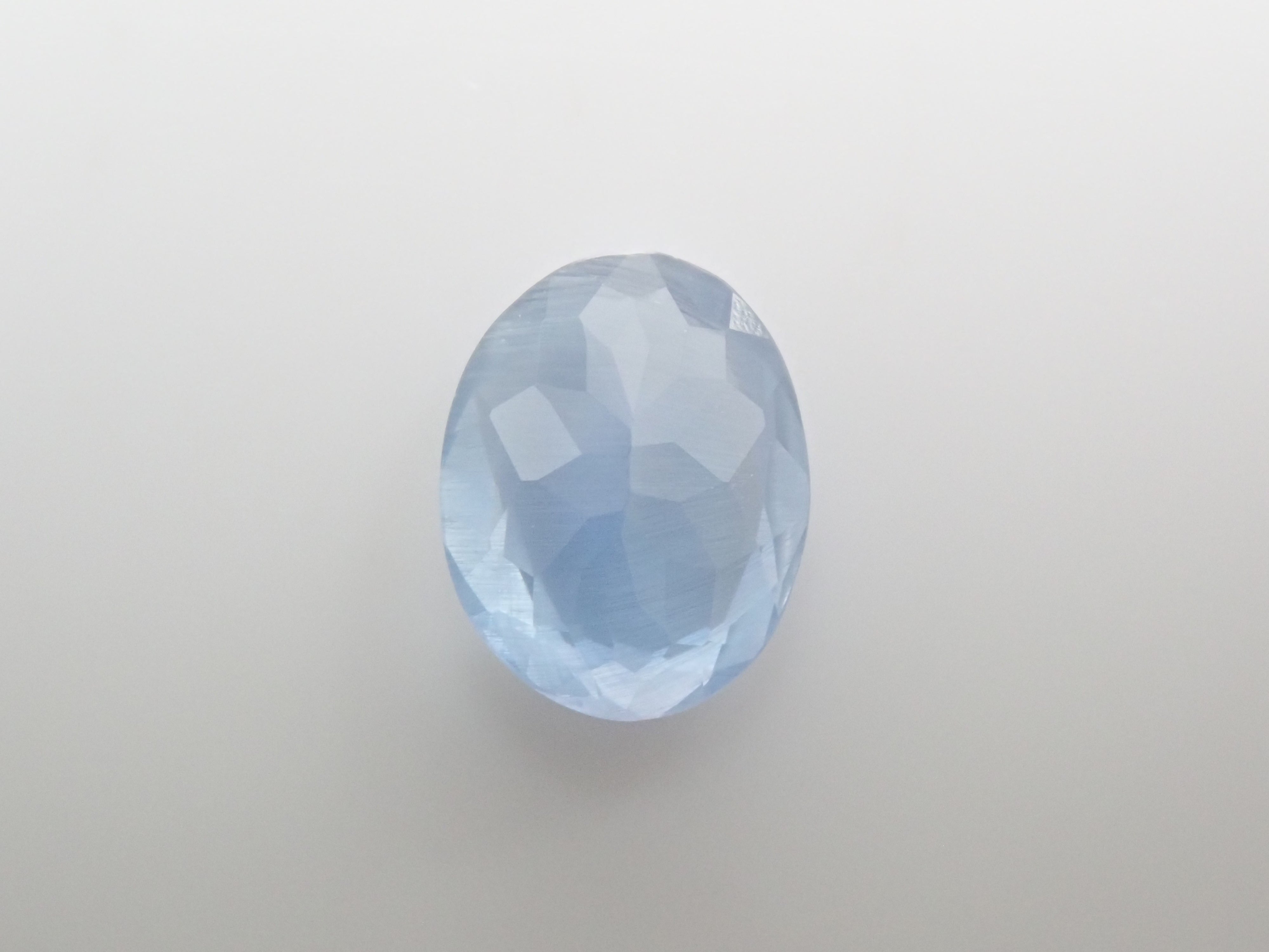 ジンバブエ産ブルーアパタイト(UVタイプ) 0.539ctルース