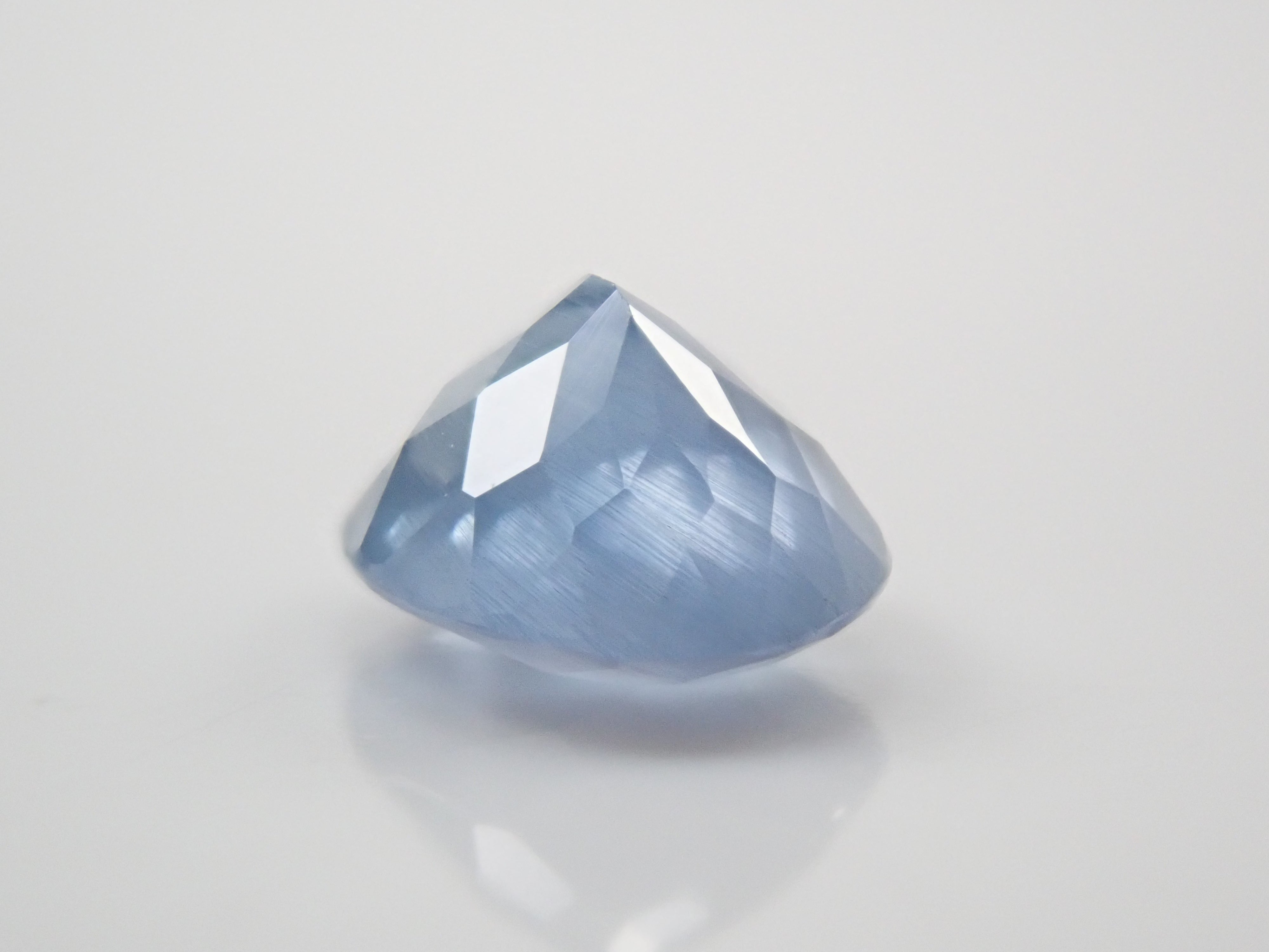 ジンバブエ産ブルーアパタイト(UVタイプ) 0.539ctルース