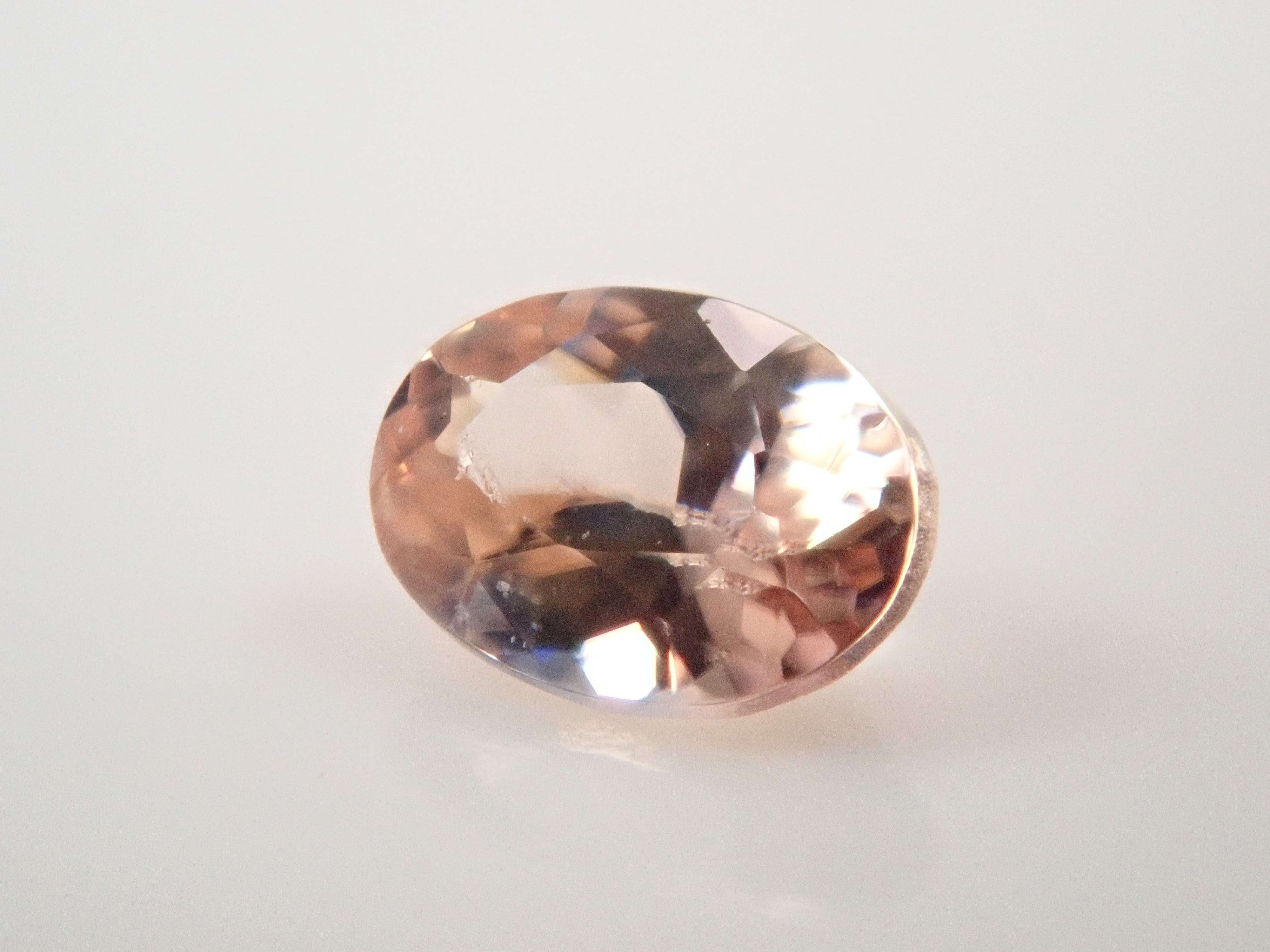 アメリカ産オレンジベニトアイト(ピーチベニトアイト) 0.135ctルース 鑑別書