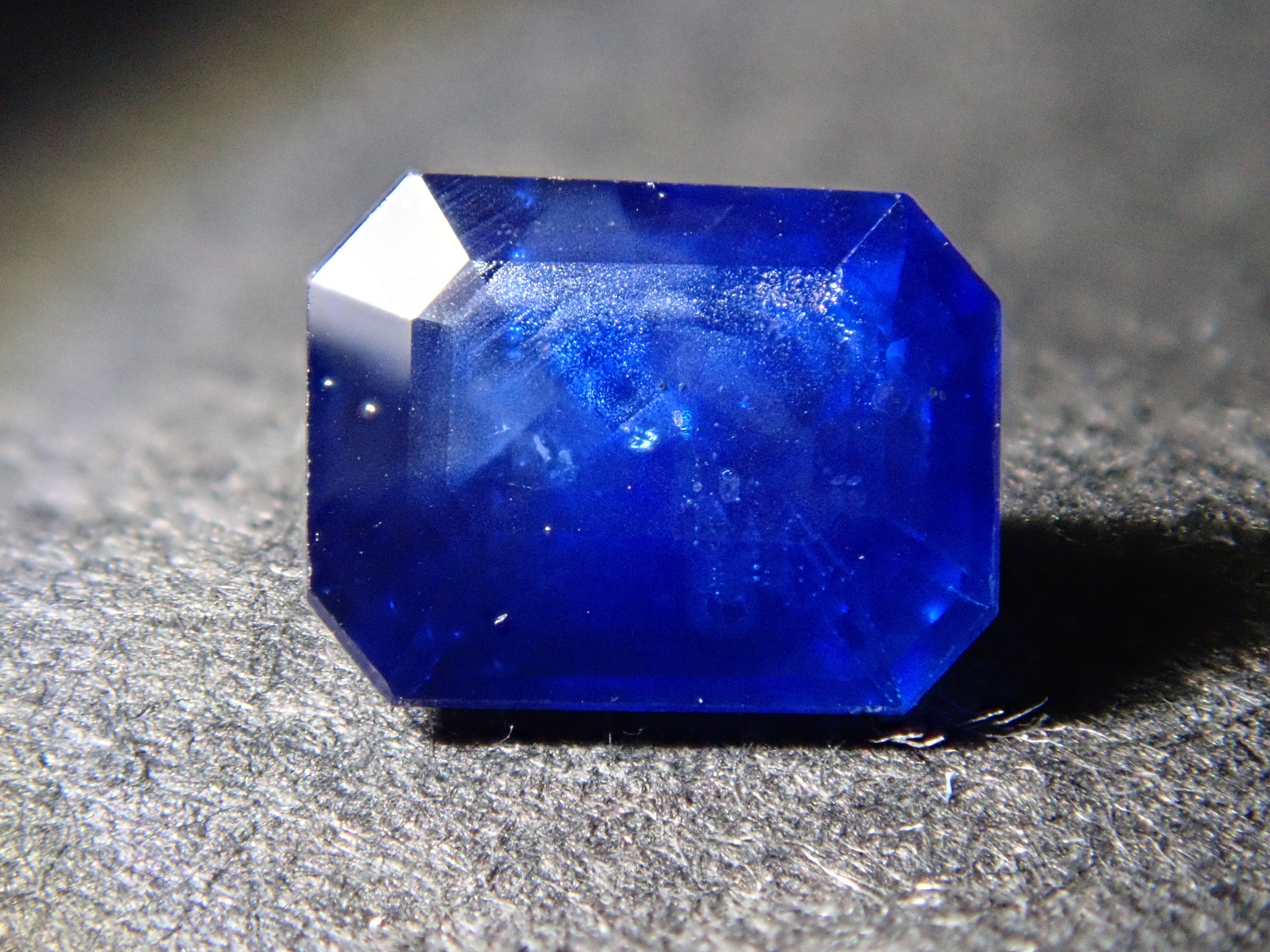 【12562675掲載】スリランカ産ブルーサファイア 0.442ctルース