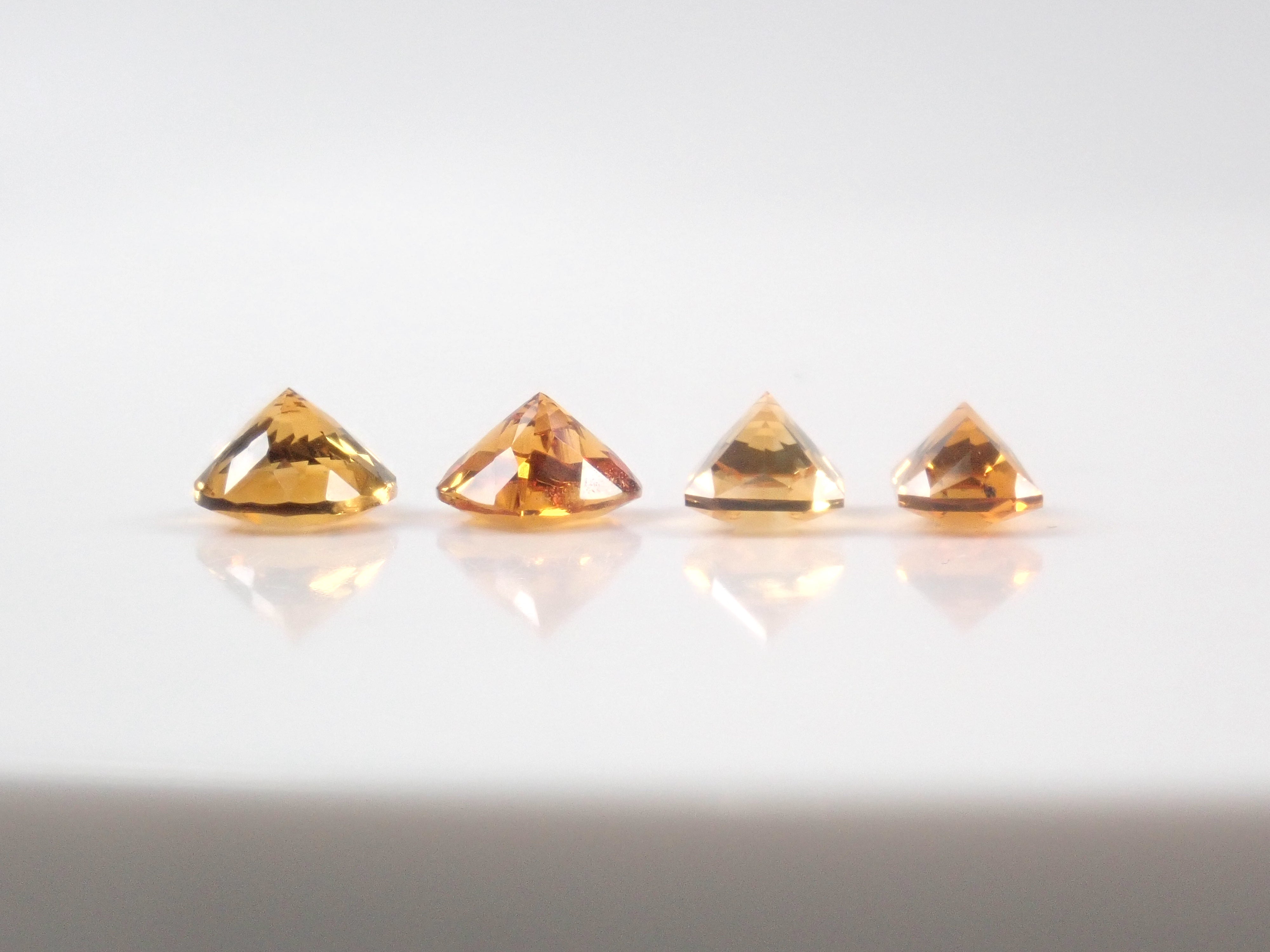 【4/18 22時販売】《限定10石》甲州貴石切子plusthree「暁」アメトリンが当たるジェムガチャ《複数購入割引有》