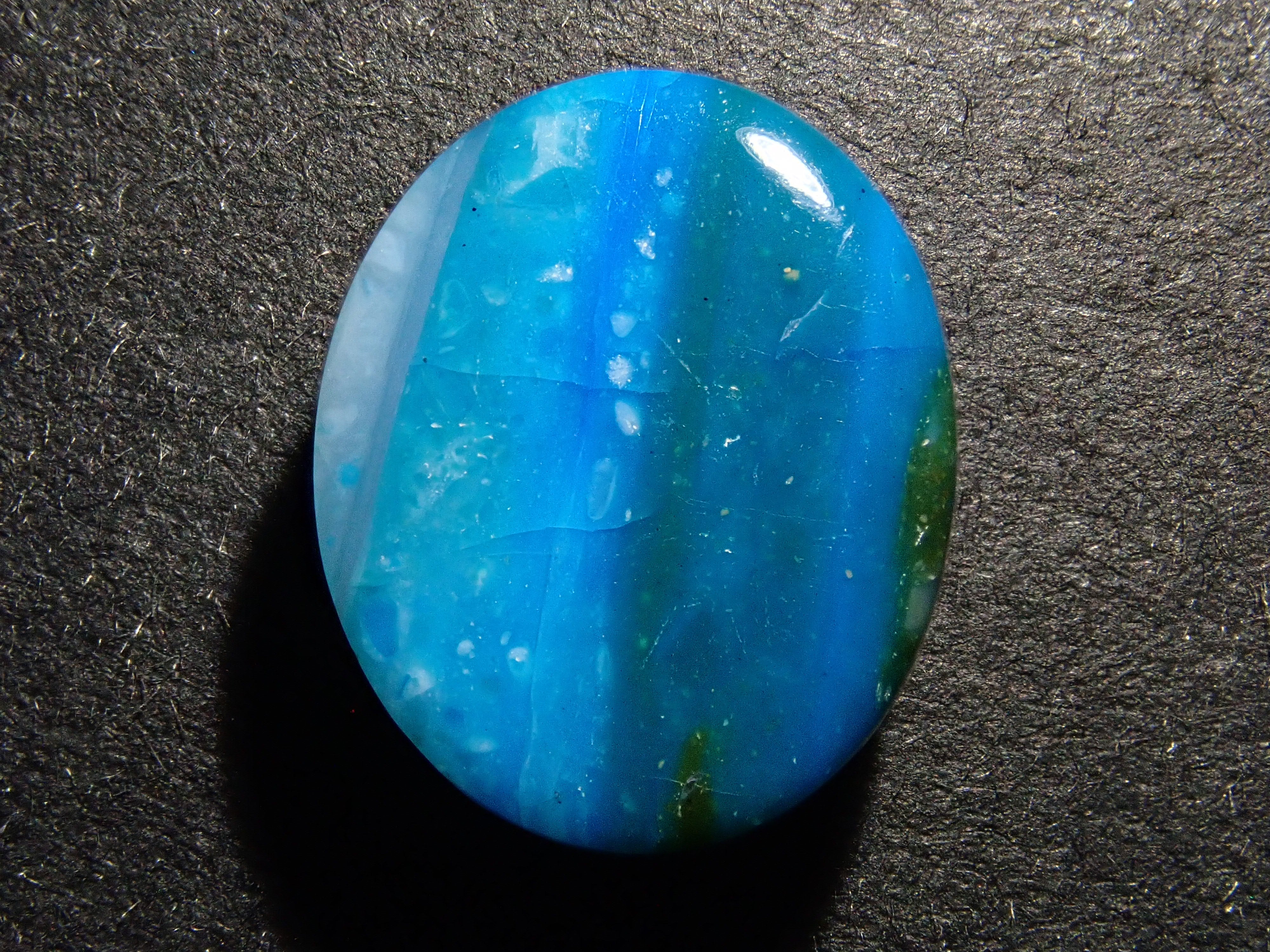 【12562647掲載】ペルー産バイカラーブルーオパール 3.757ctルース