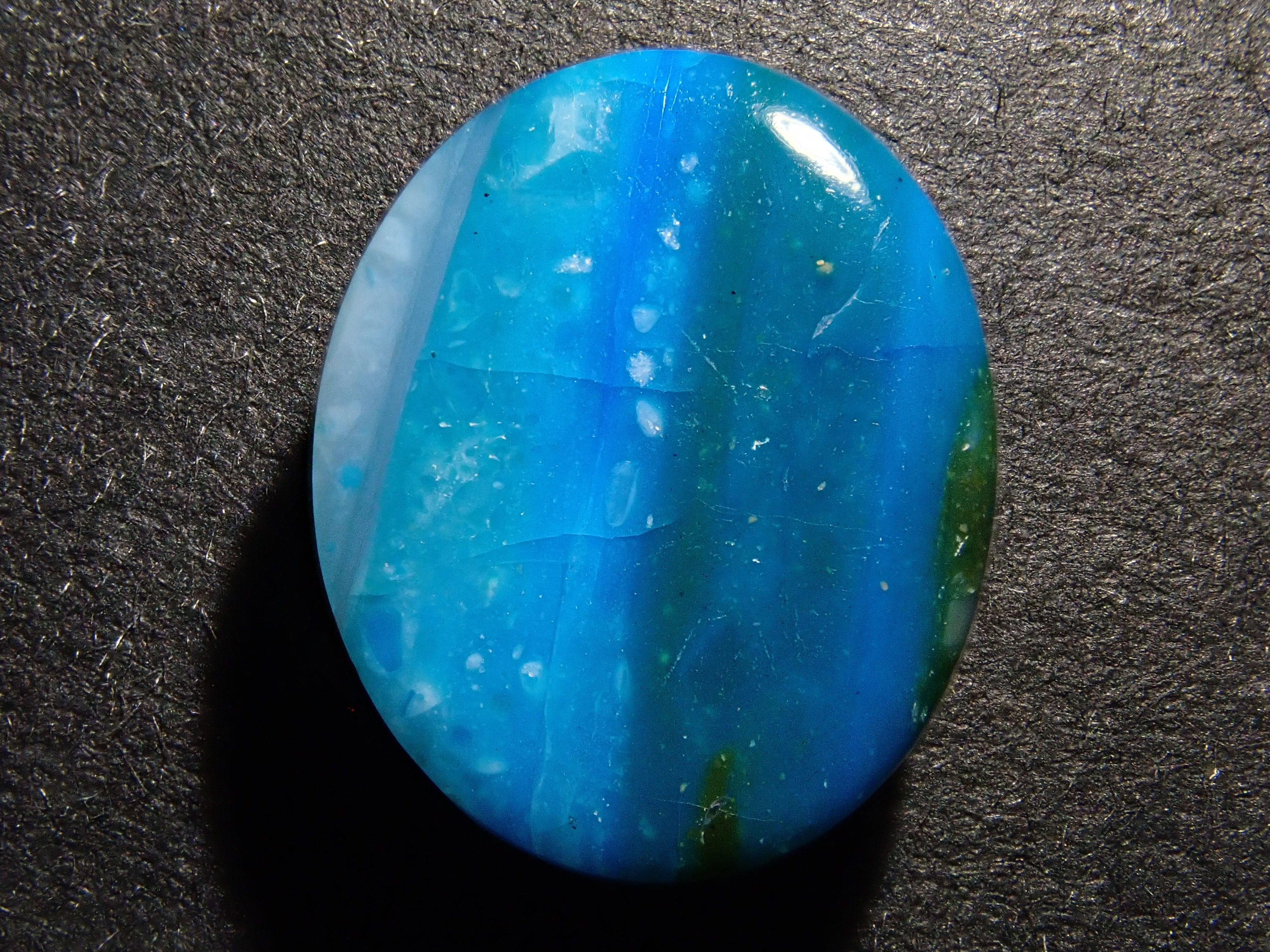 【12562647掲載】ペルー産バイカラーブルーオパール 3.757ctルース