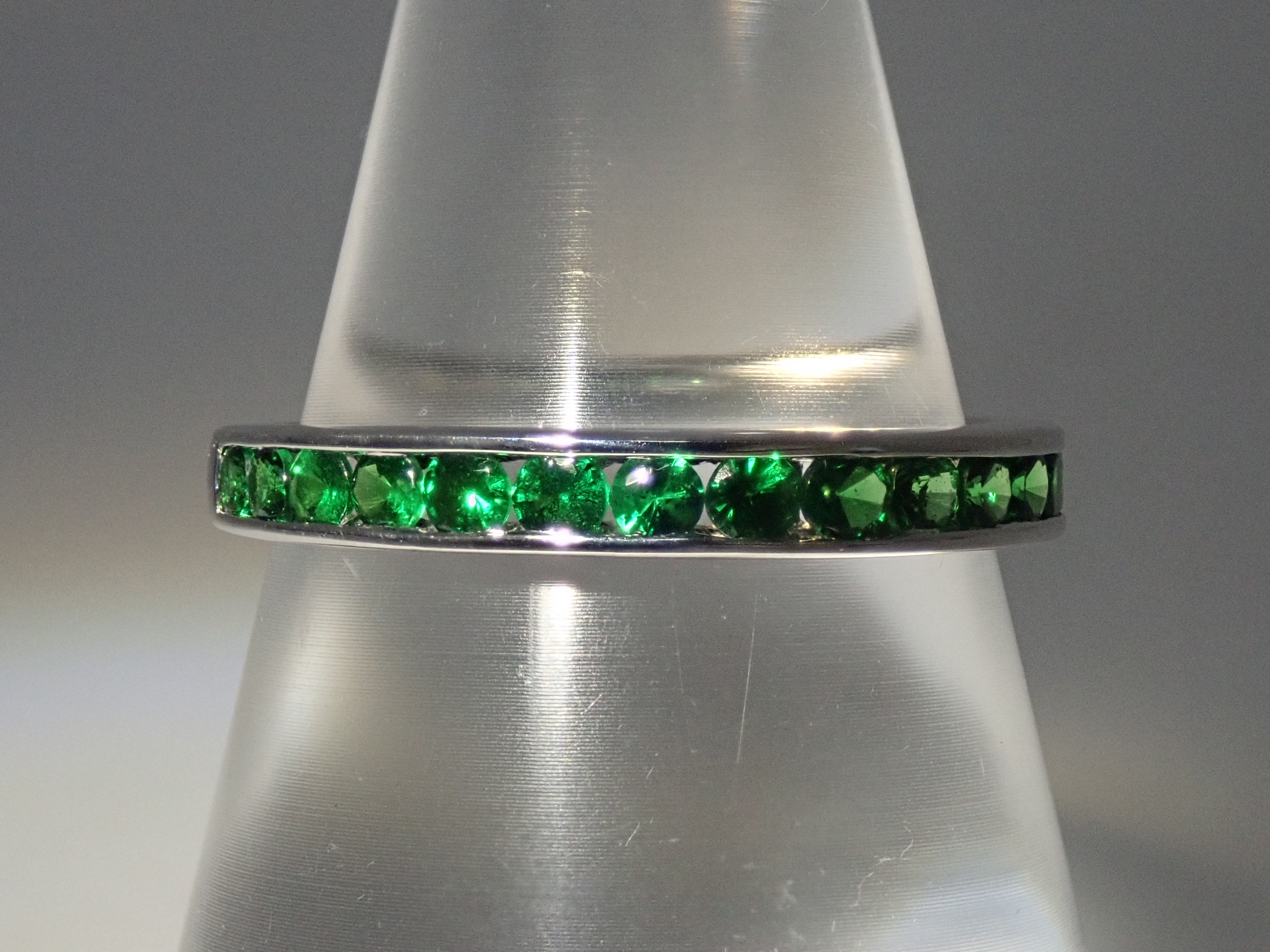 【22602546掲載】【カラフリ】K18WG ツァボライト 0.57ctct リング