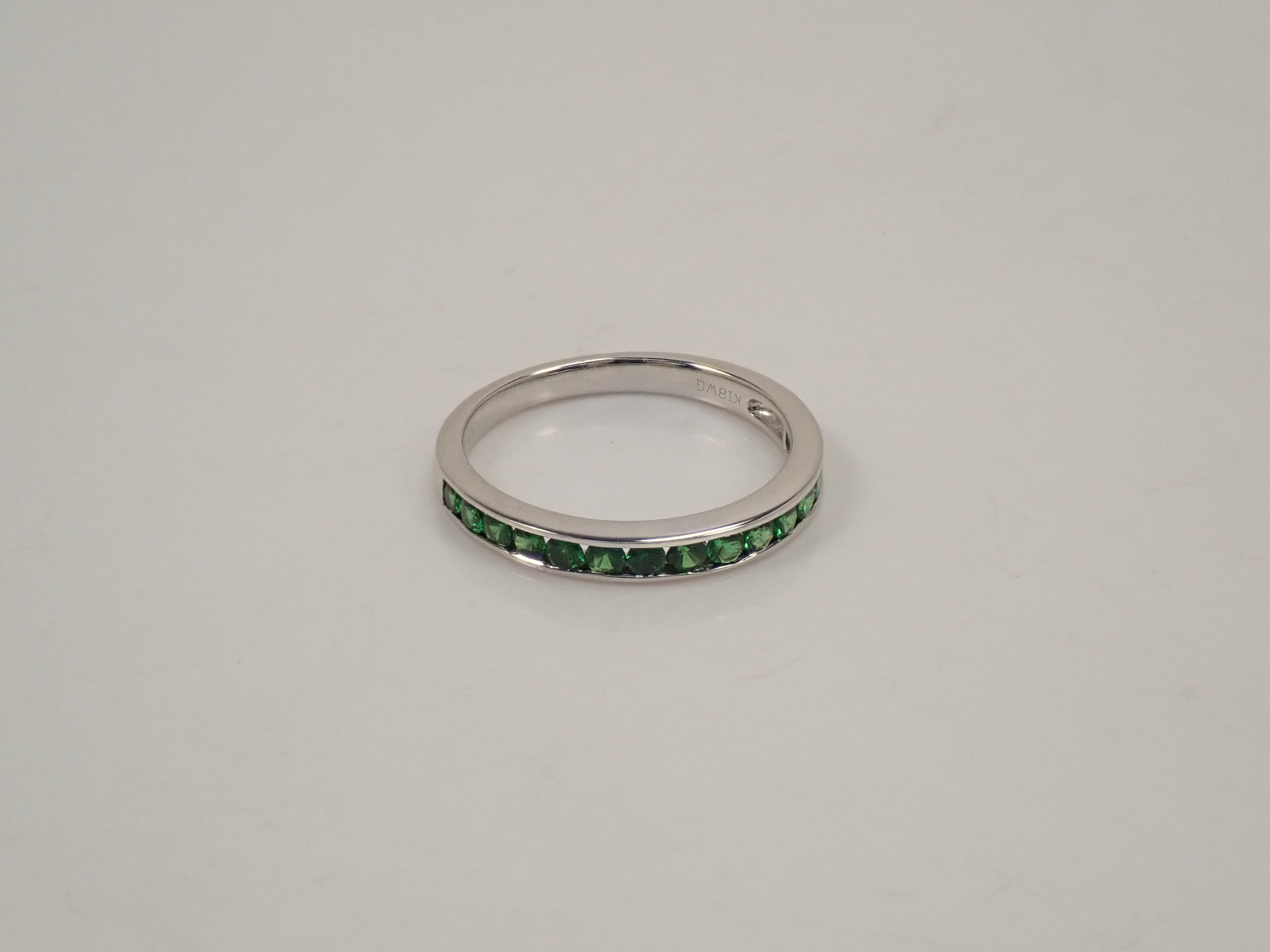 【22602546掲載】【カラフリ】K18WG ツァボライト 0.57ctct リング