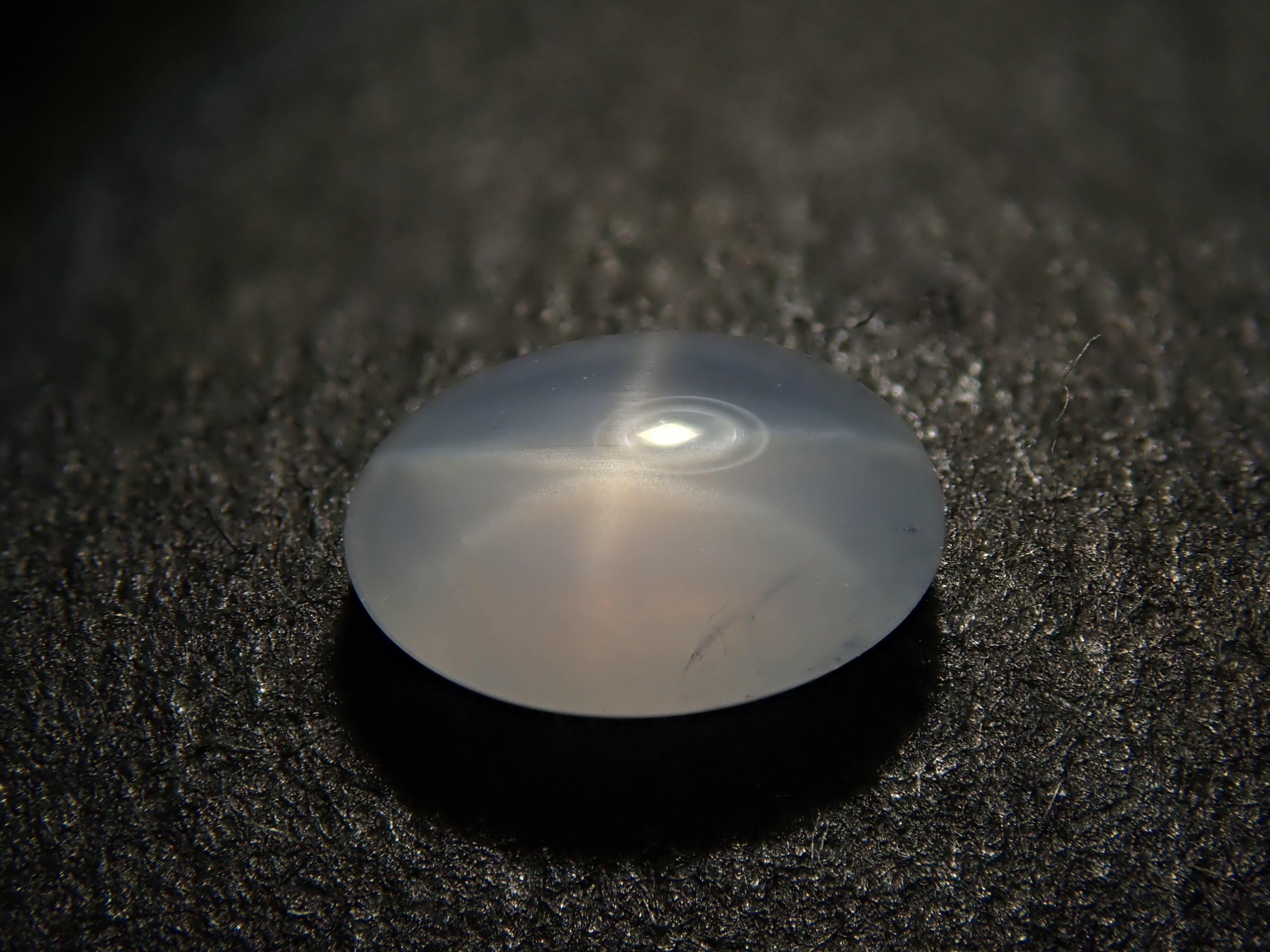 【12562518掲載】スリランカ産非加熱スターサファイア 0.403ctルース