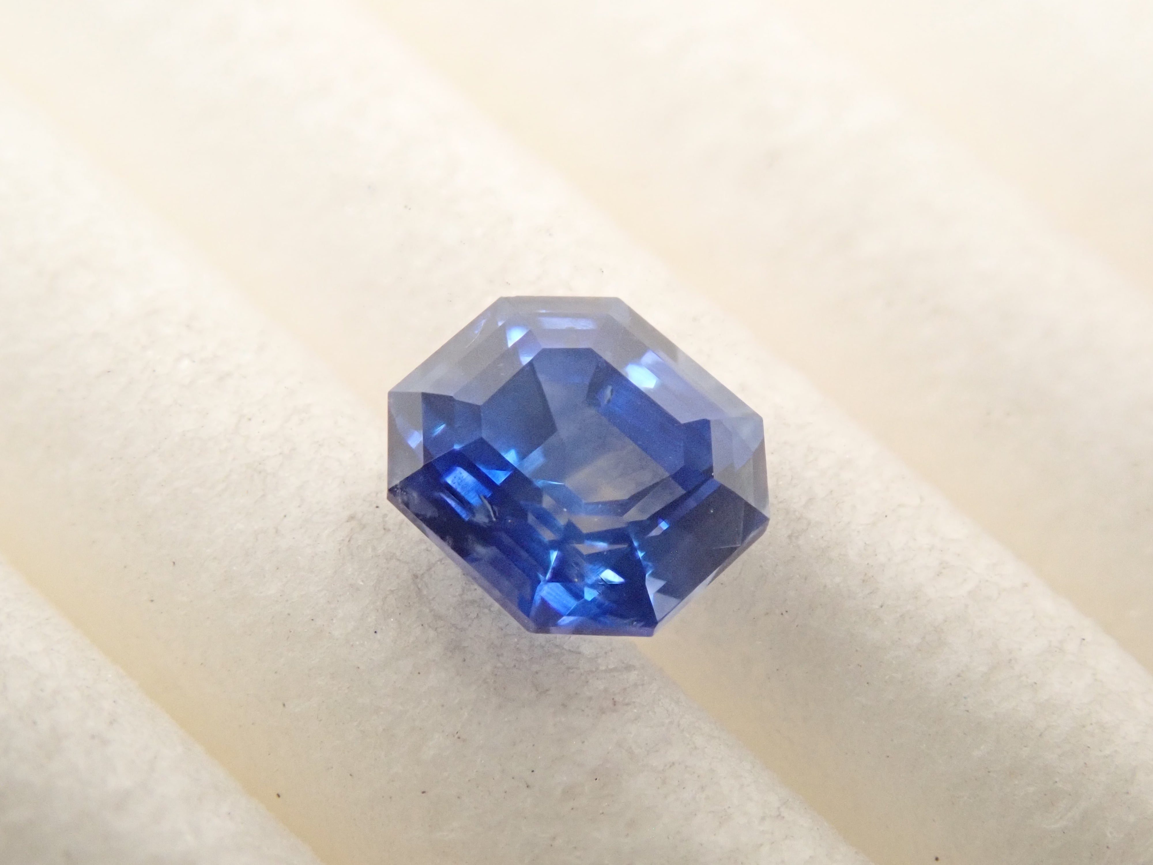 【12558285掲載】ブルーサファイア 0.455ctルース