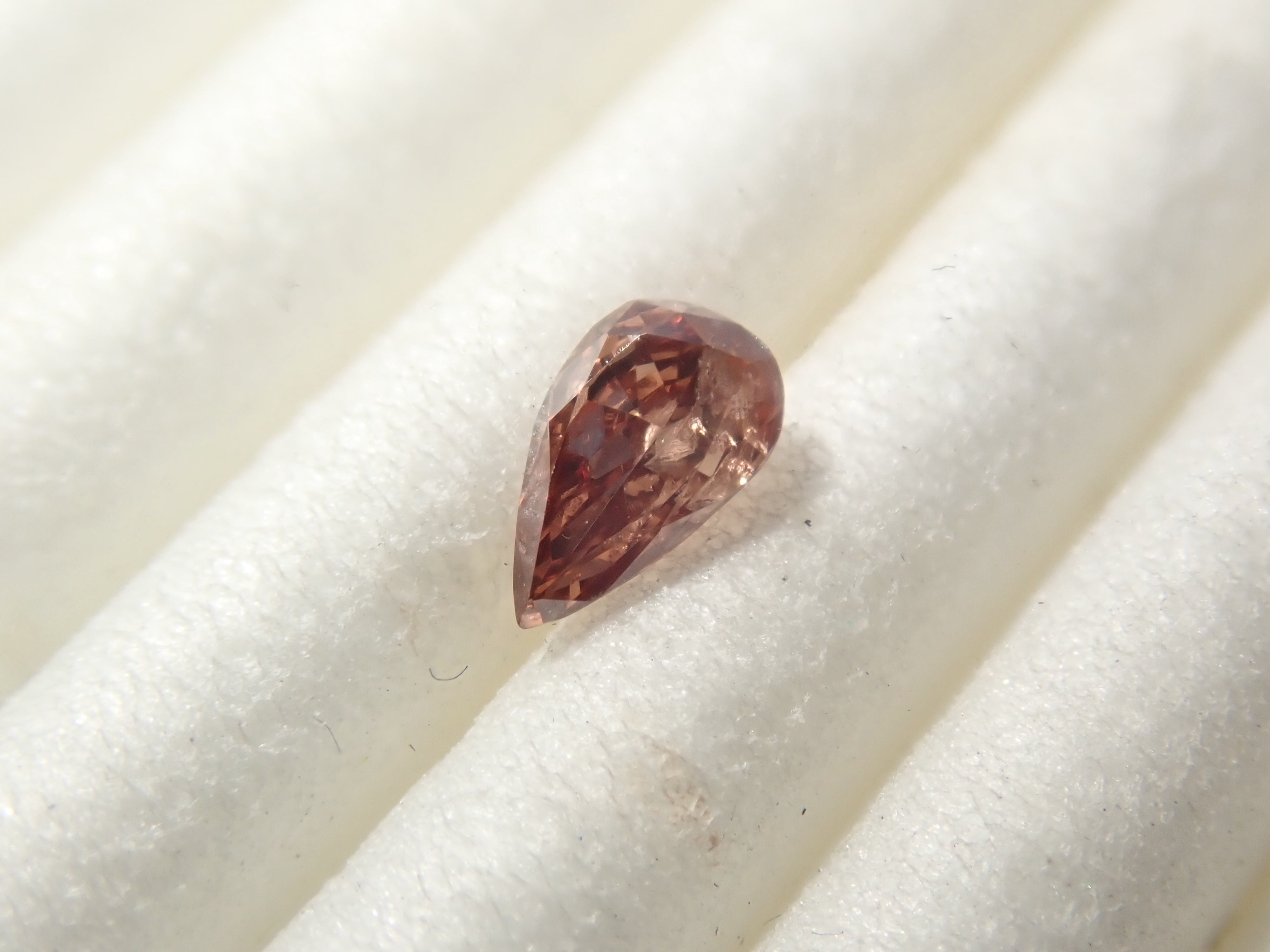 【5/3 22時開賣】粉鑽 0.137克拉裸石 (FANCY DEEP BROWNISH PINK, I-1)