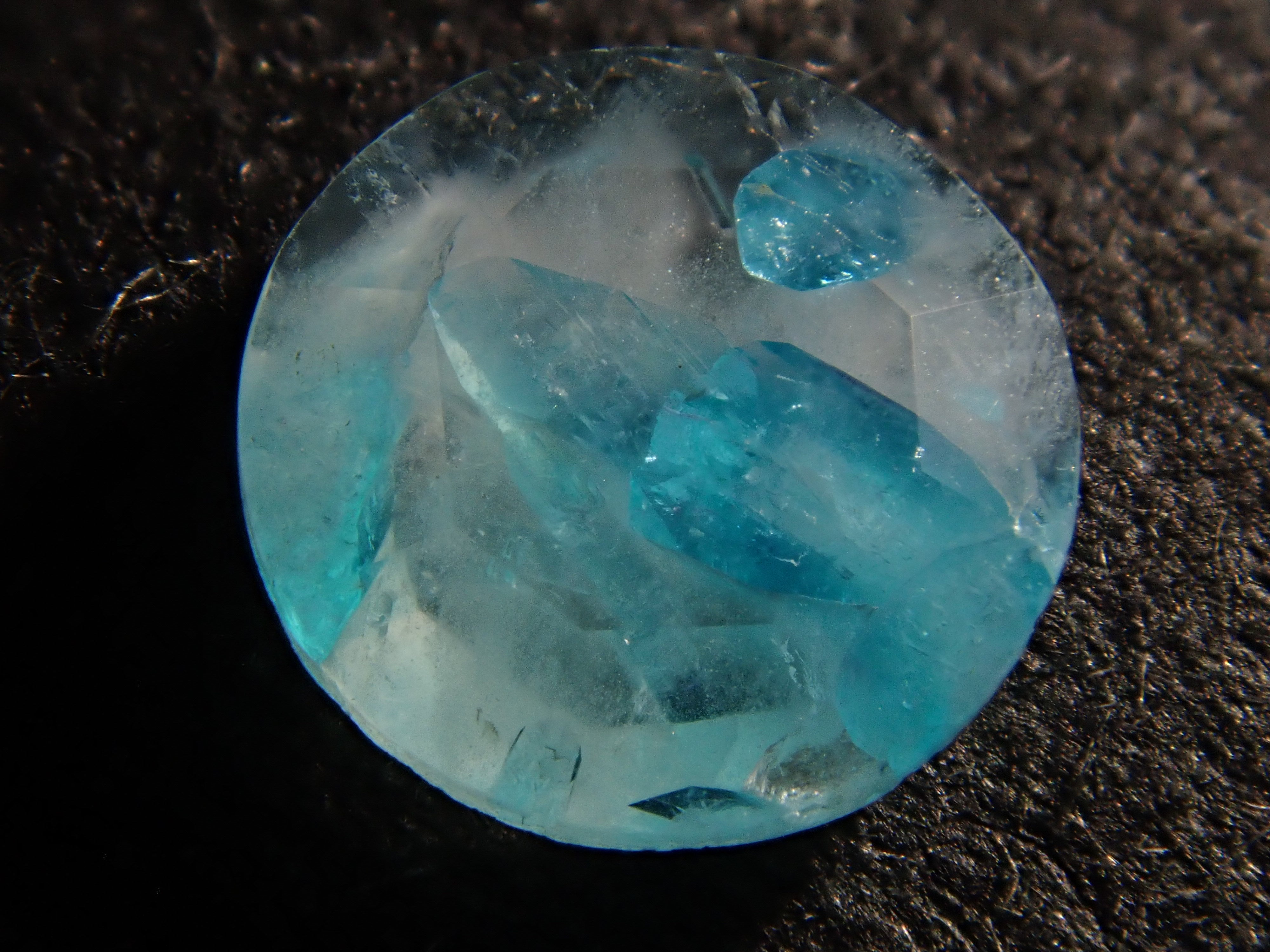 【12555695掲載】ブラジル産パライバトルマリンインクォーツ 0.313ctルース