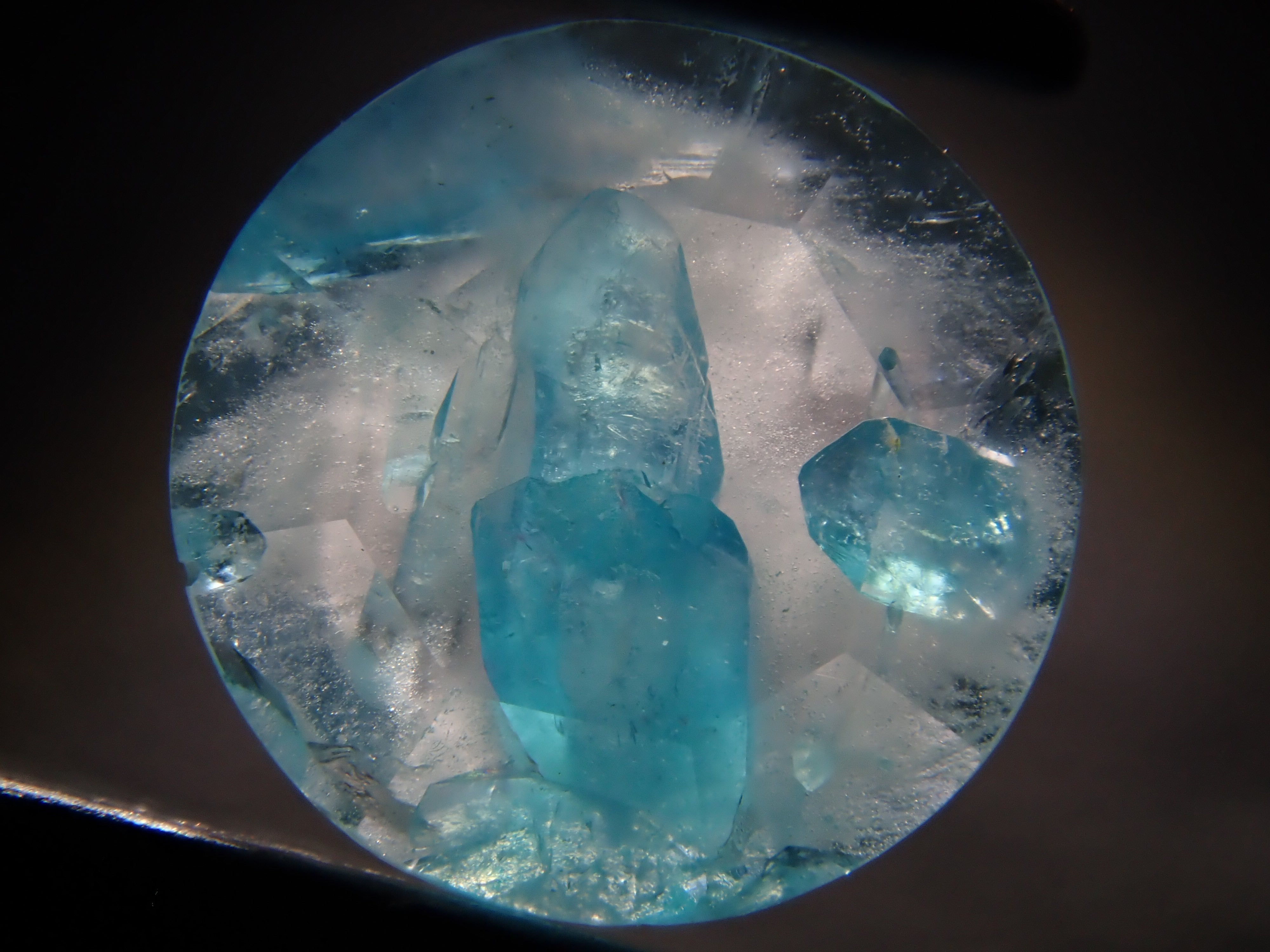 【12555695掲載】ブラジル産パライバトルマリンインクォーツ 0.313ctルース