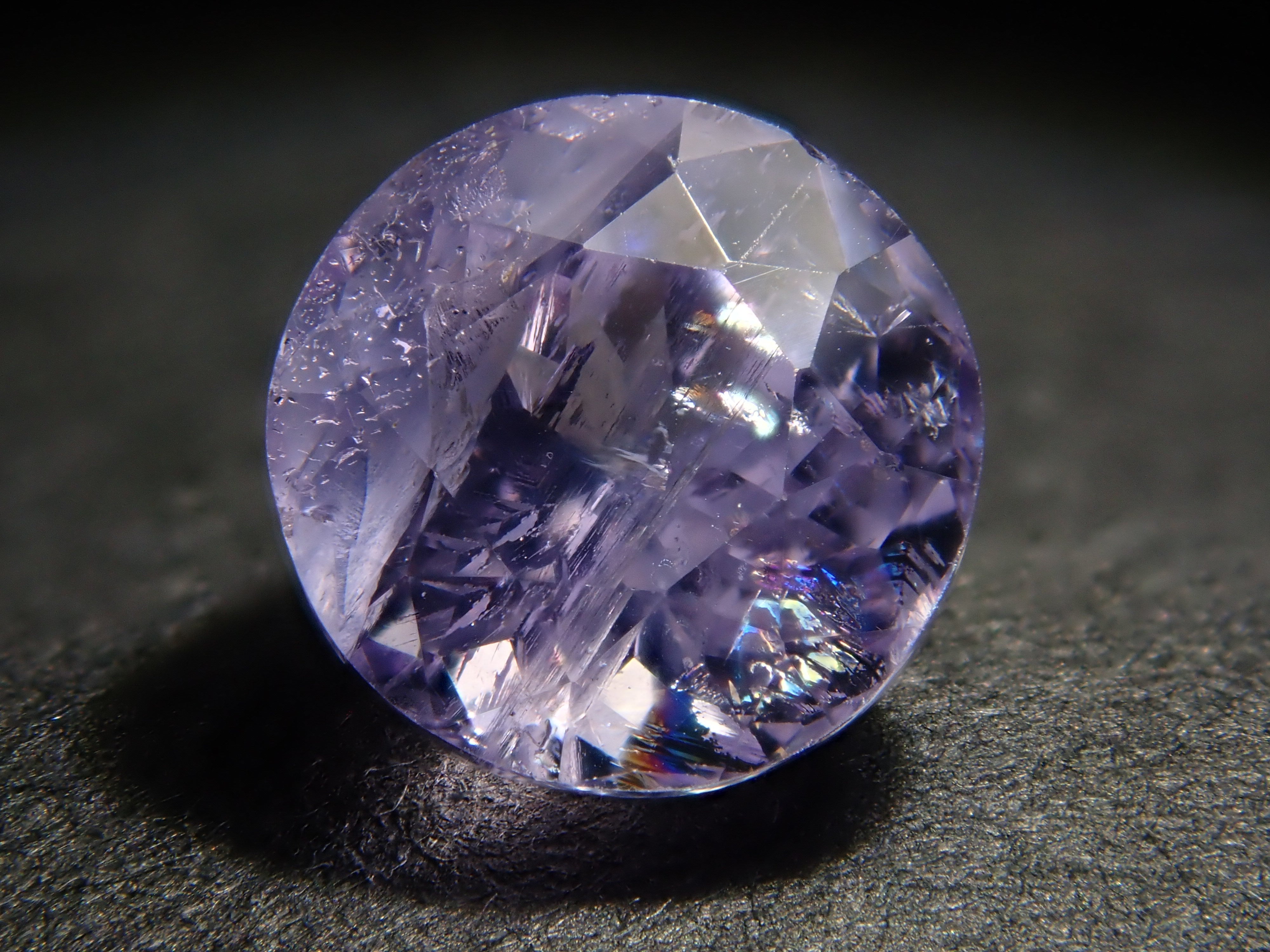 パープルアパタイト 0.822ctルース